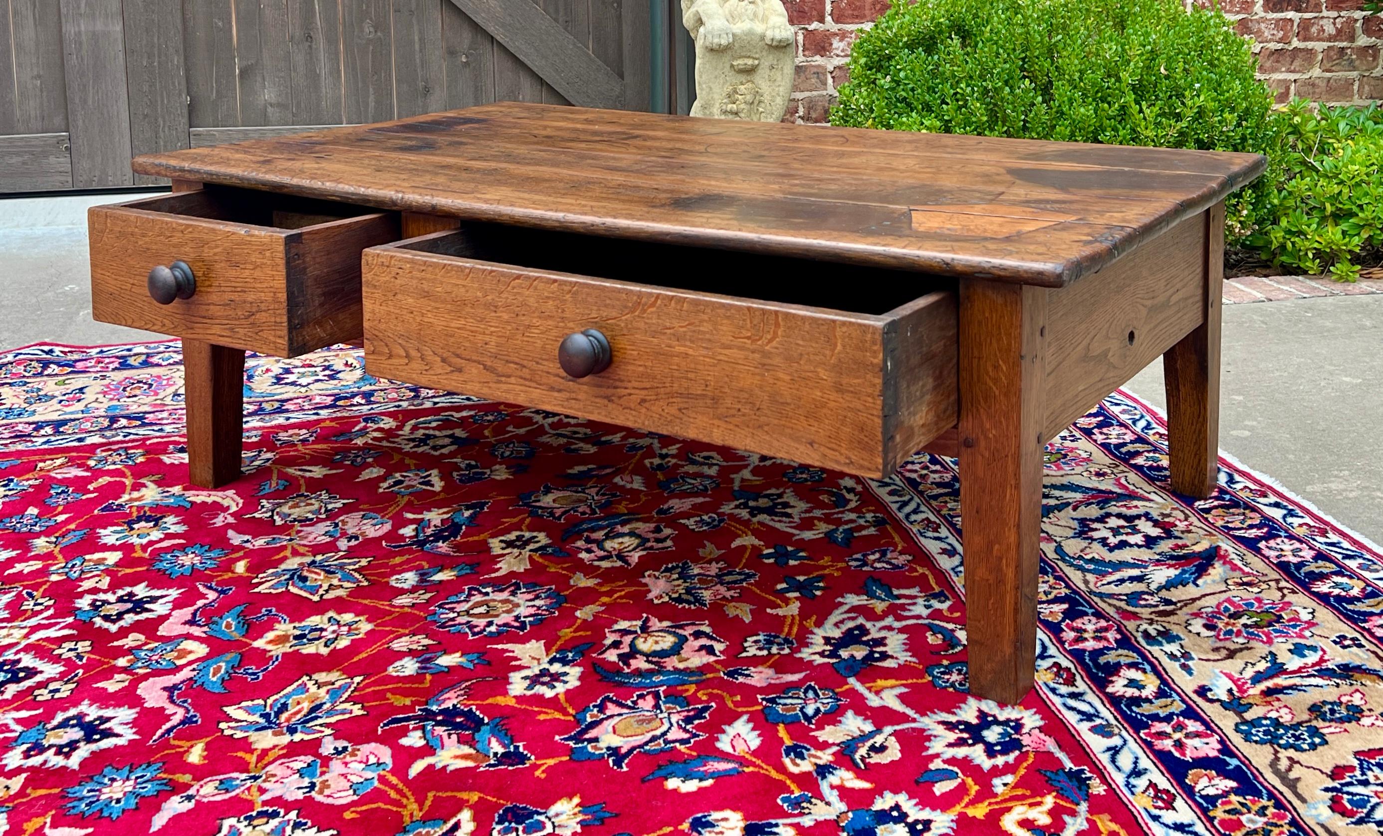 Antique English Coffee Table Farmhouse Rustic Oak Drawers Shaker Legs Mid-19th C 4