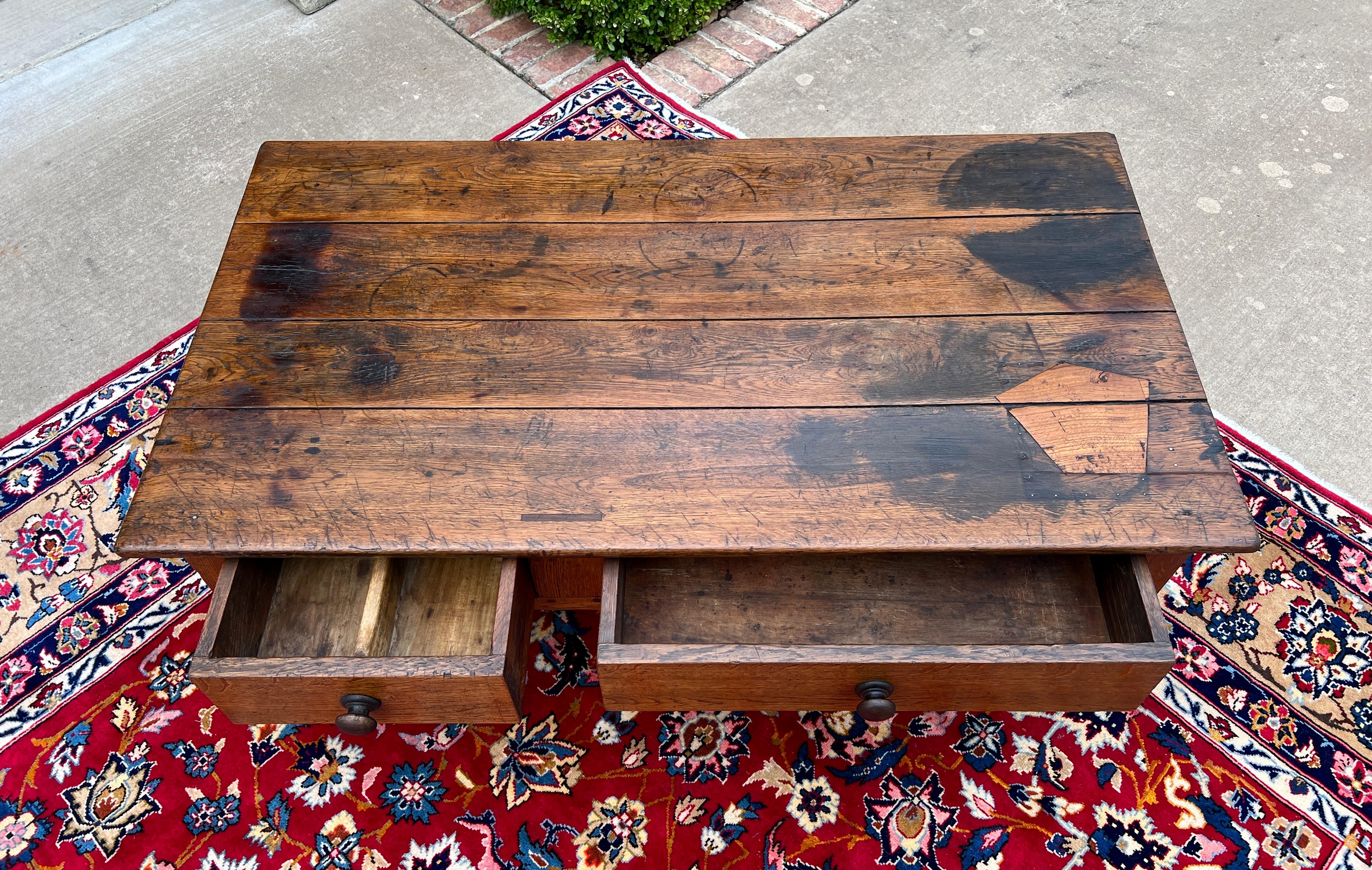 Antique English Coffee Table Farmhouse Rustic Oak Drawers Shaker Legs Mid-19th C 6