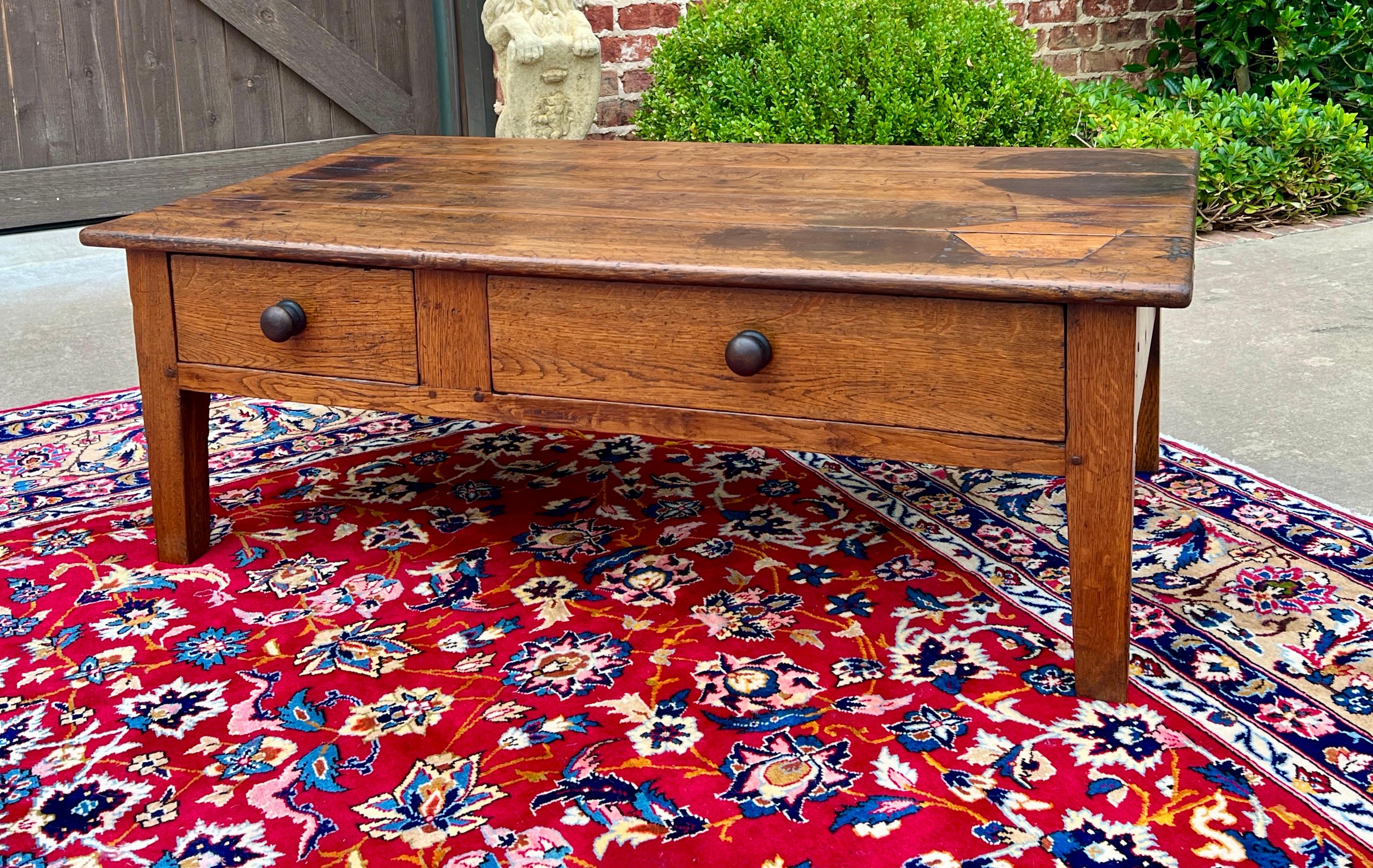 Arts and Crafts Antique English Coffee Table Farmhouse Rustic Oak Drawers Shaker Legs Mid-19th C