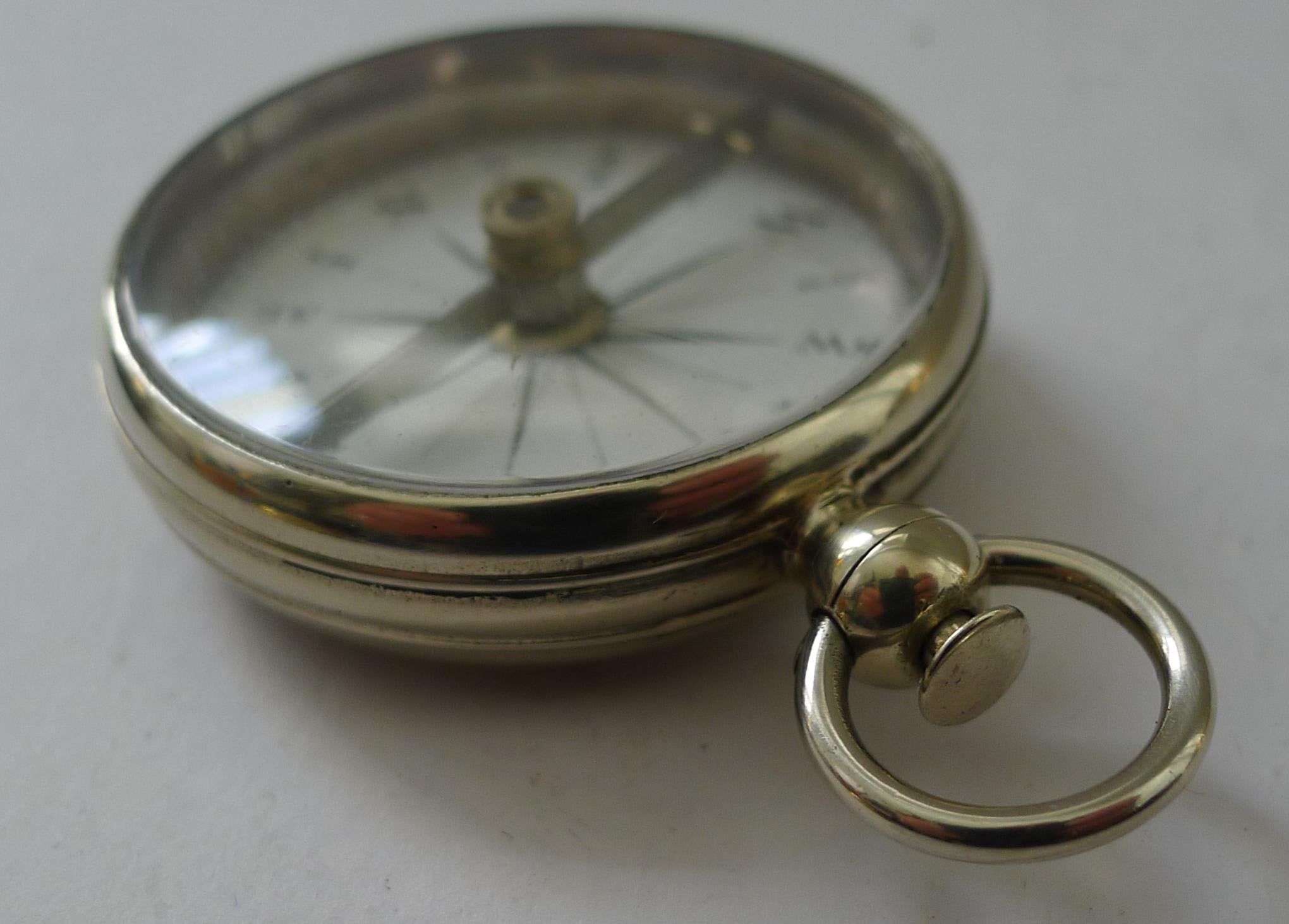 Britannique Ancienne boussole anglaise dans un étui avec cadran en émail blanc ; Georgian C.1820 en vente
