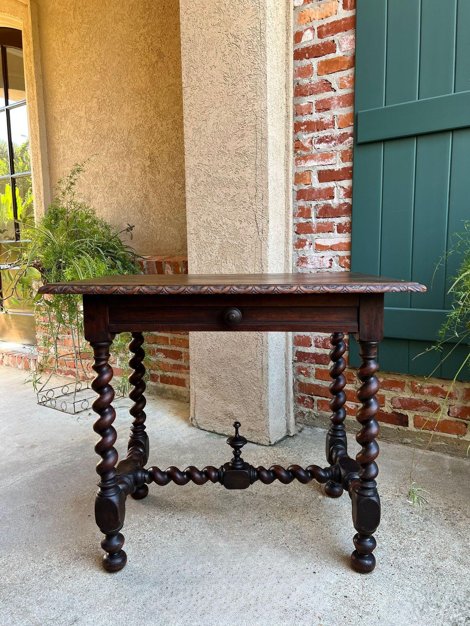 Antique English Console Table Writing Desk Jacobean Barley Twist Carved Oak c1890 .

Direct from England, a distinguished antique English Jacobean revival console table or writing desk in a very versatile size with beautiful features!!
The