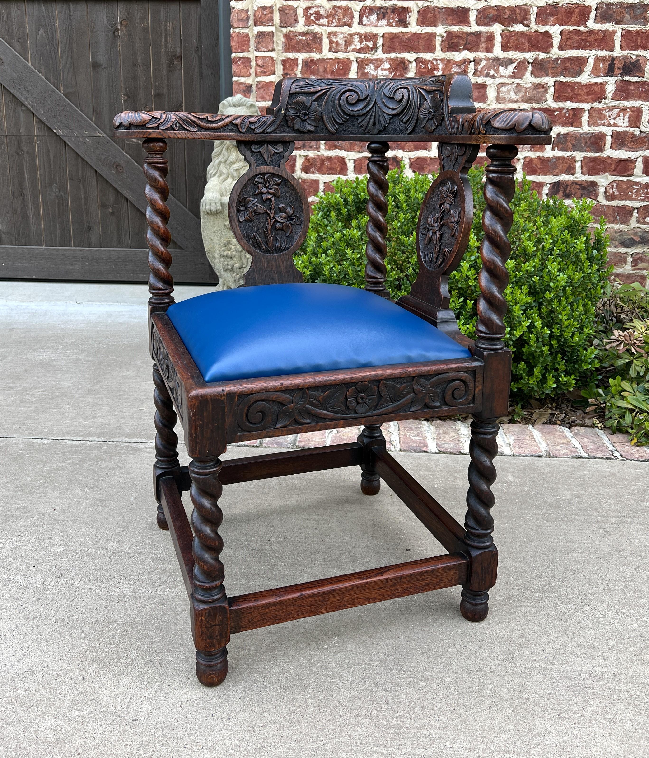 Antique English Corner Chair Oak Barley Twist Blue Leather Renaissance Revival In Good Condition For Sale In Tyler, TX