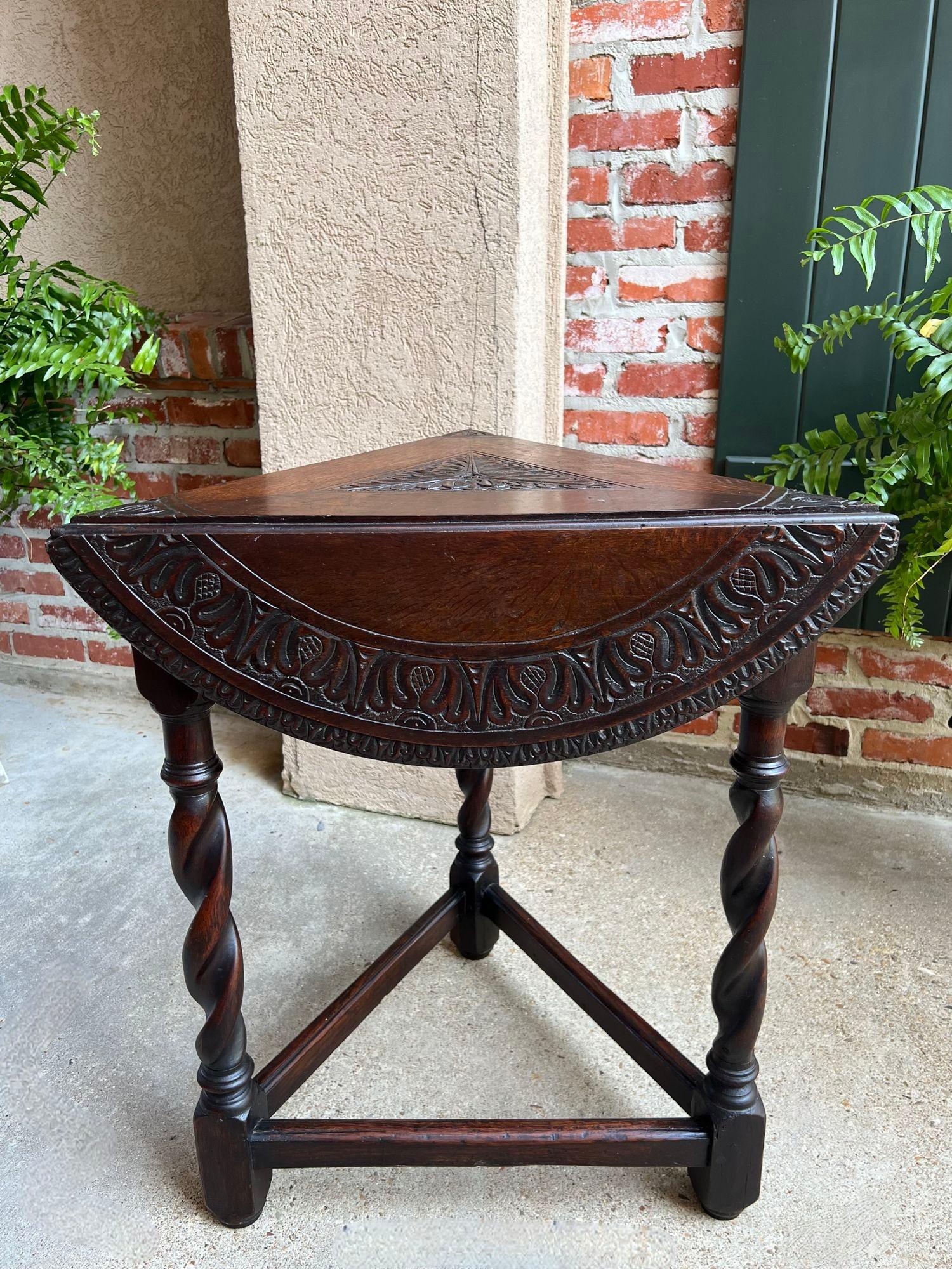 Antique English Corner End Table Handkerchief BARLEY TWIST Carved Oak ROUND 8