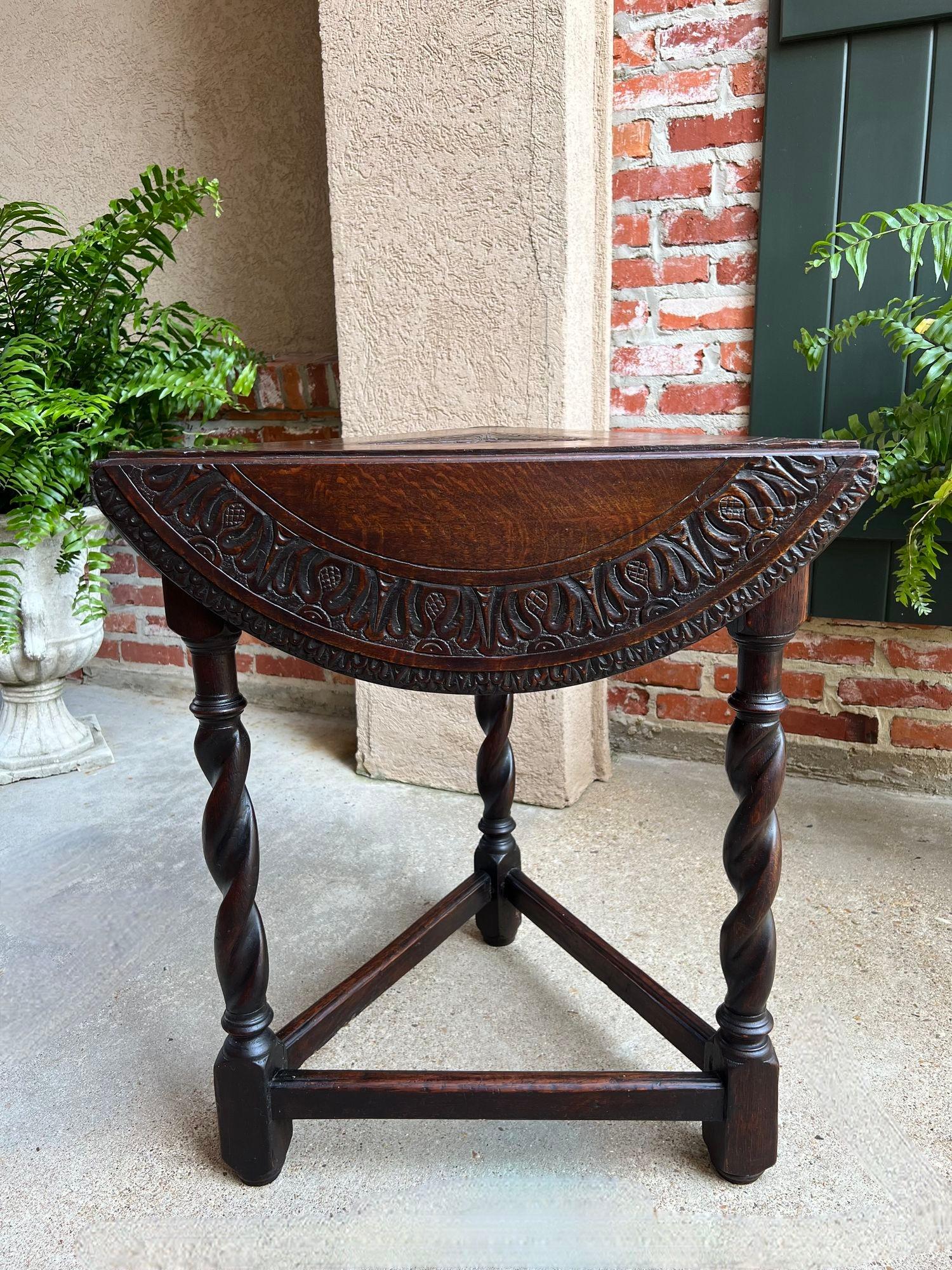 Antique English Corner End Table Handkerchief BARLEY TWIST Carved Oak ROUND 9