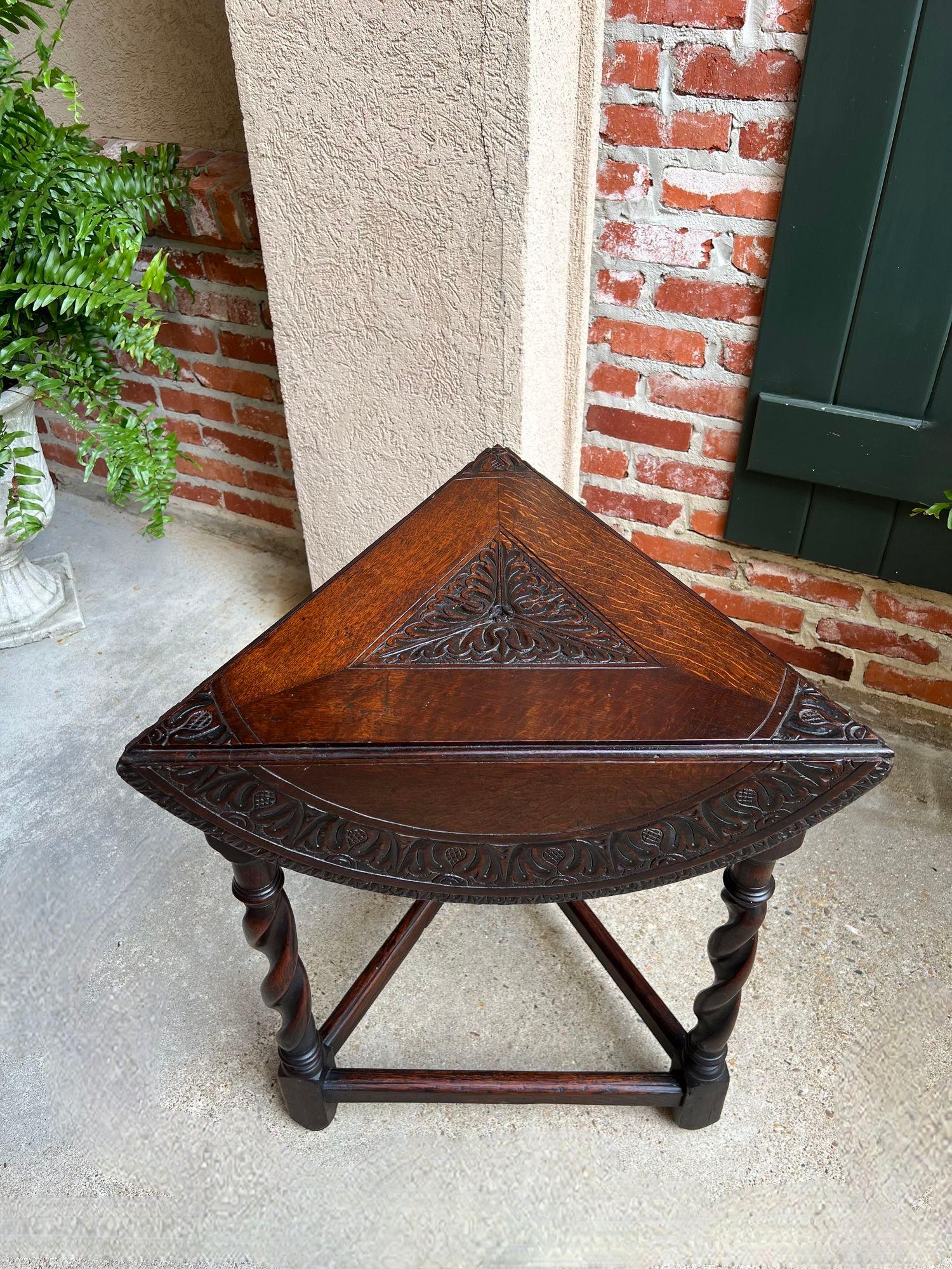 Antique English Corner End Table Handkerchief BARLEY TWIST Carved Oak ROUND 10