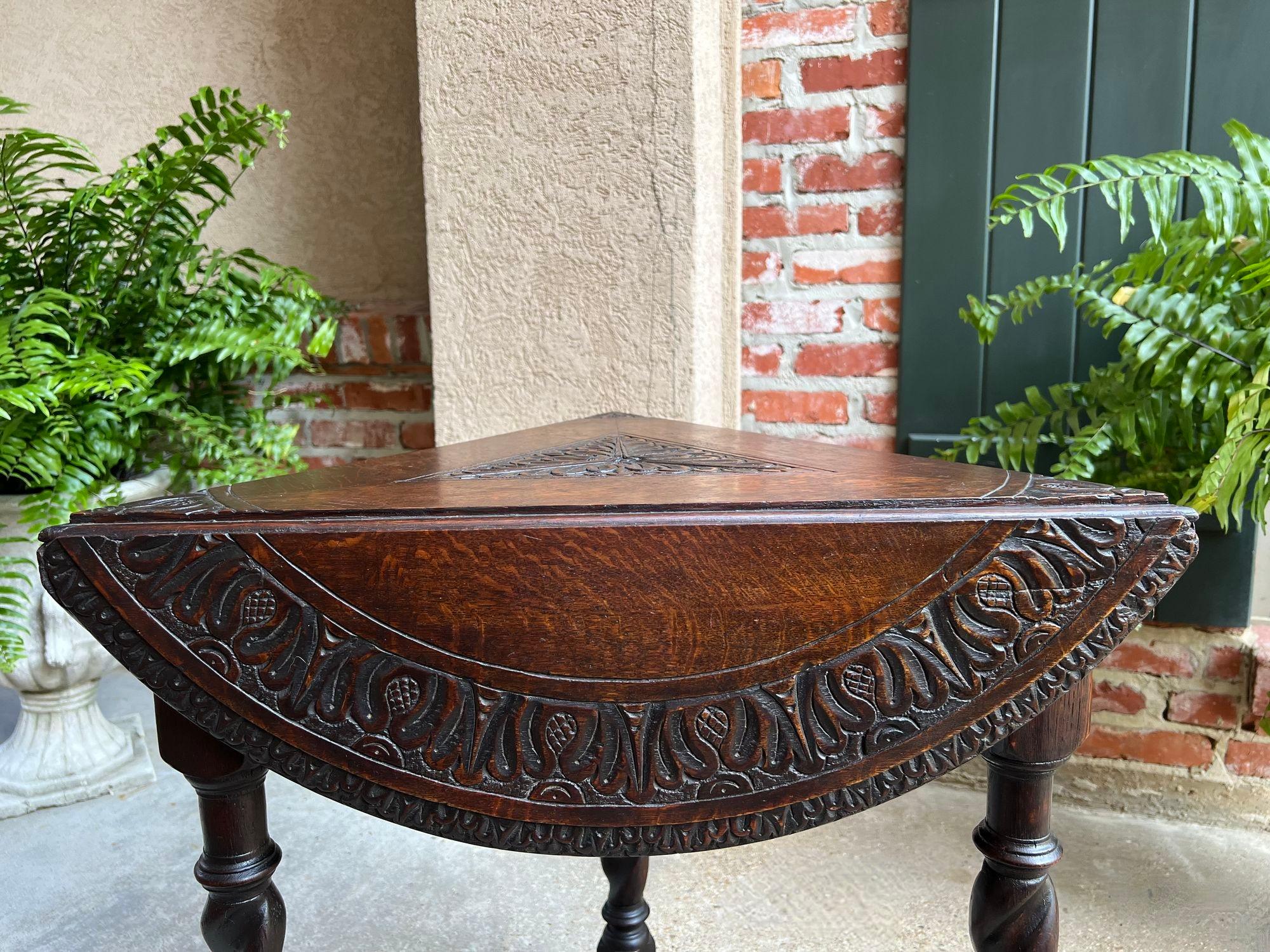 Antique English Corner End Table Handkerchief BARLEY TWIST Carved Oak ROUND 14