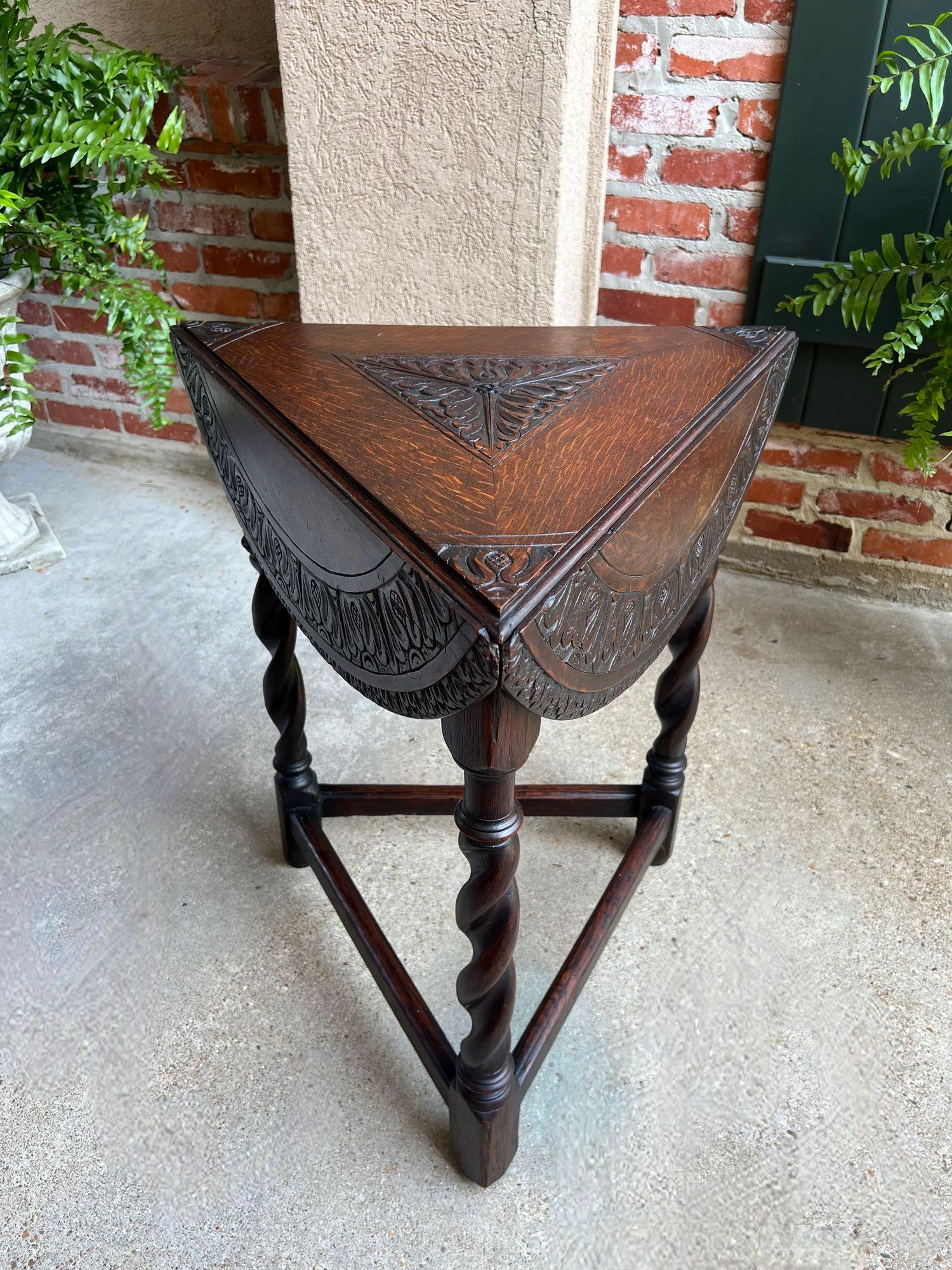 Antique English Corner End Table Handkerchief BARLEY TWIST Carved Oak ROUND 1