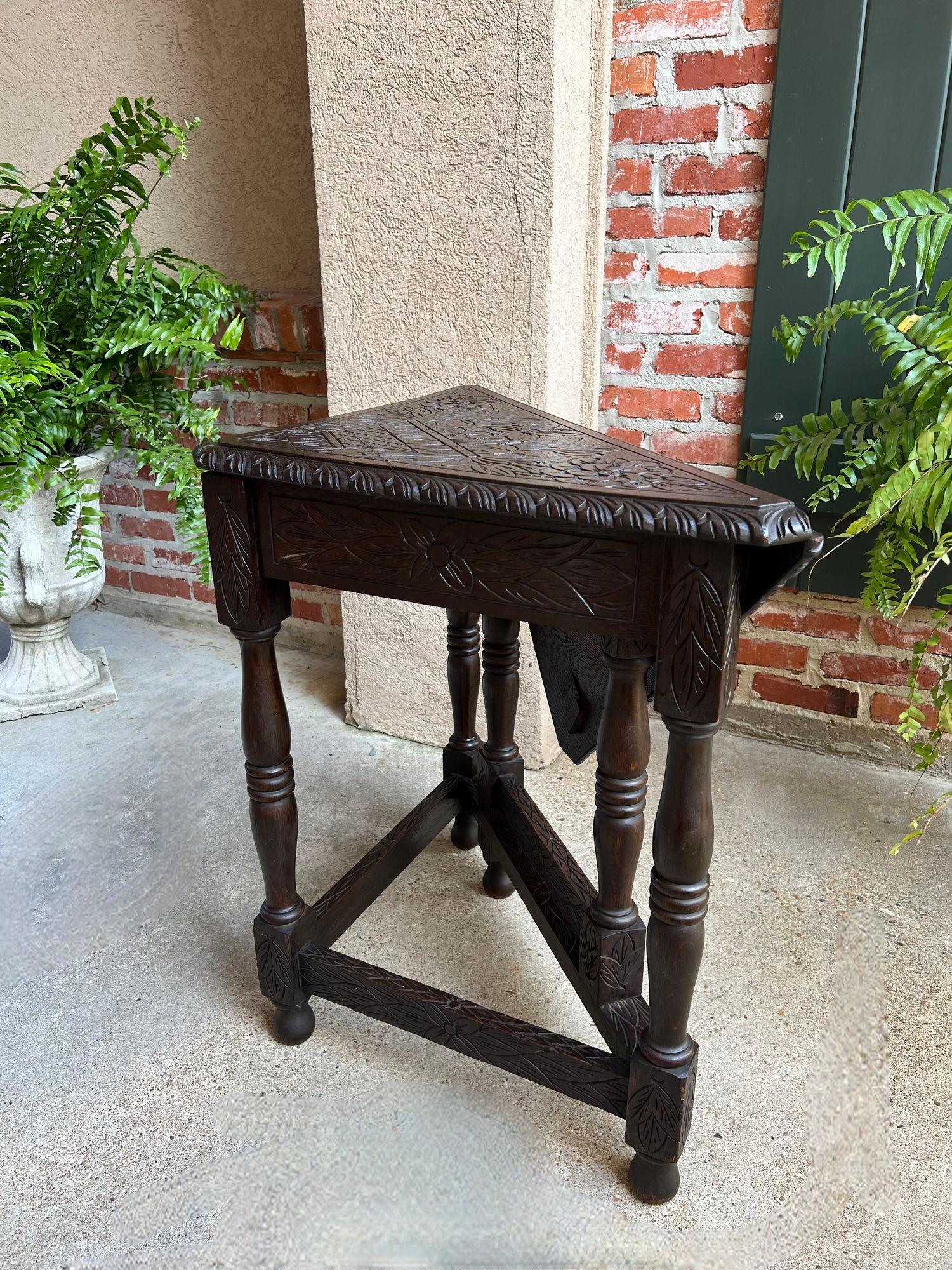Antique English Corner End Table Handkerchief Drop Leaf Carved Tiger Oak Square 11
