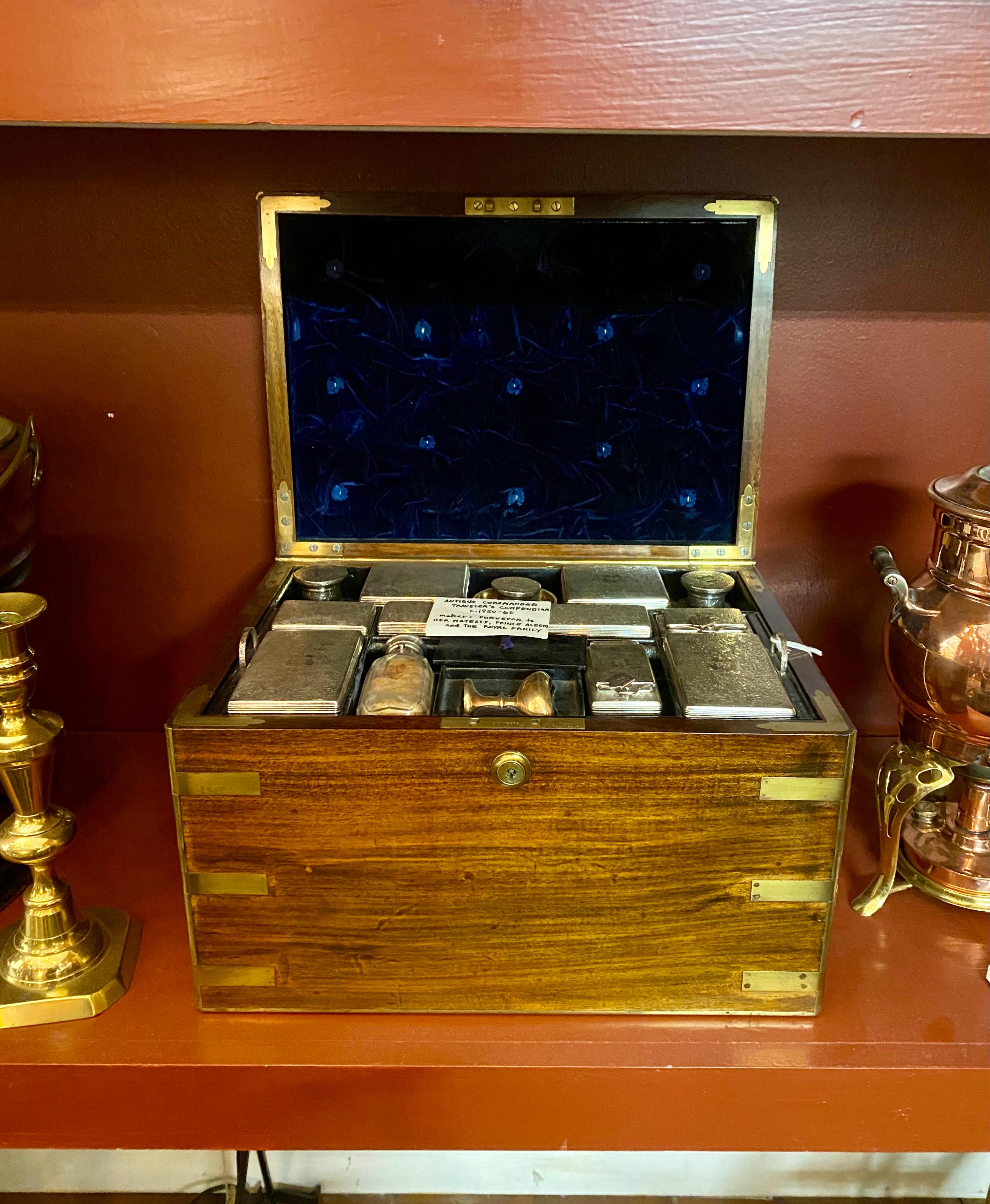 Antique English Coromandel Fitted Traveler's Box Compendium, Circa 1850-1860 For Sale 13