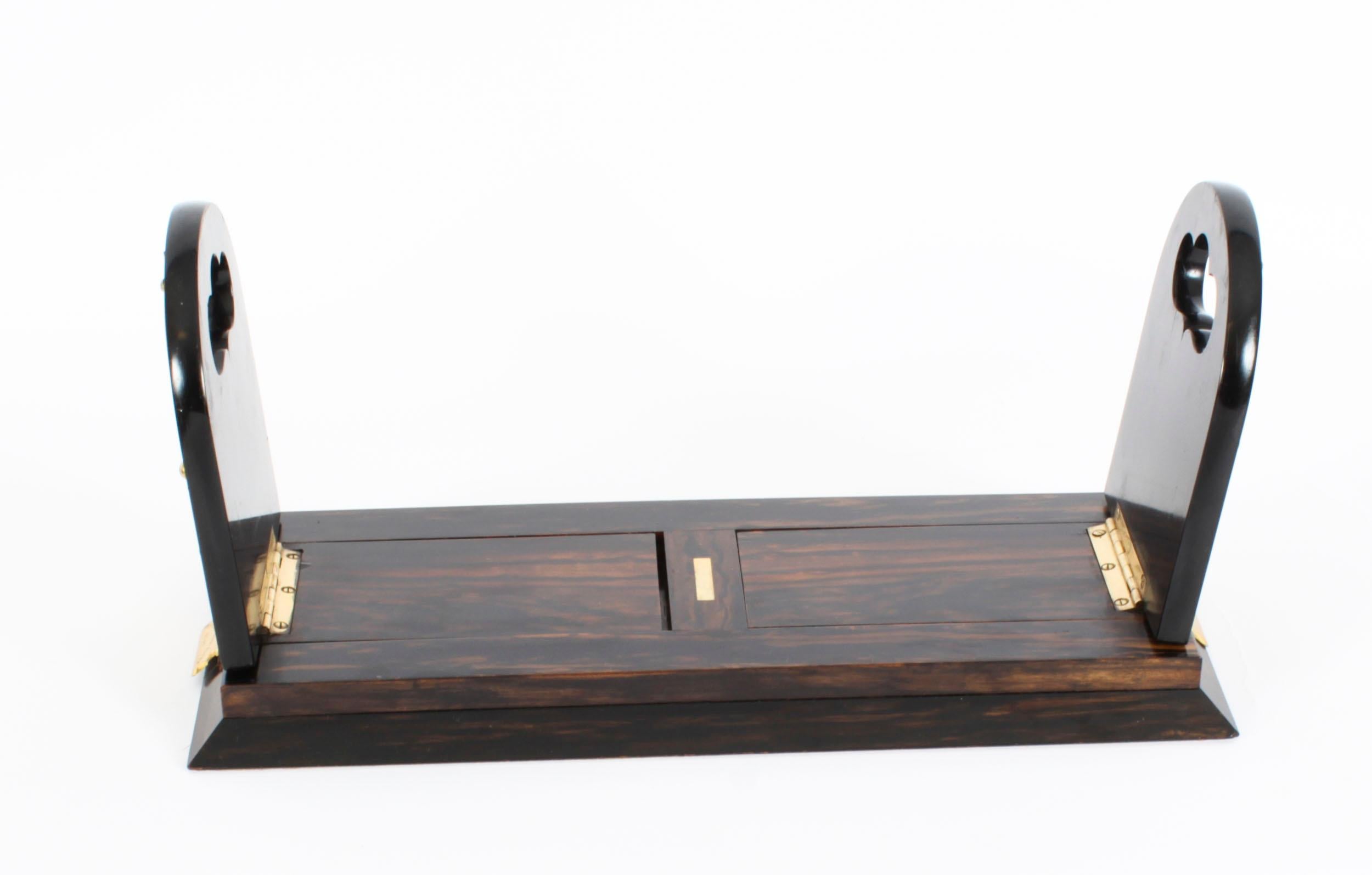 Antike englische Koromandel & Ormolu montiert vierteiligen Schreibtisch Set Mitte 19. (Porzellan) im Angebot