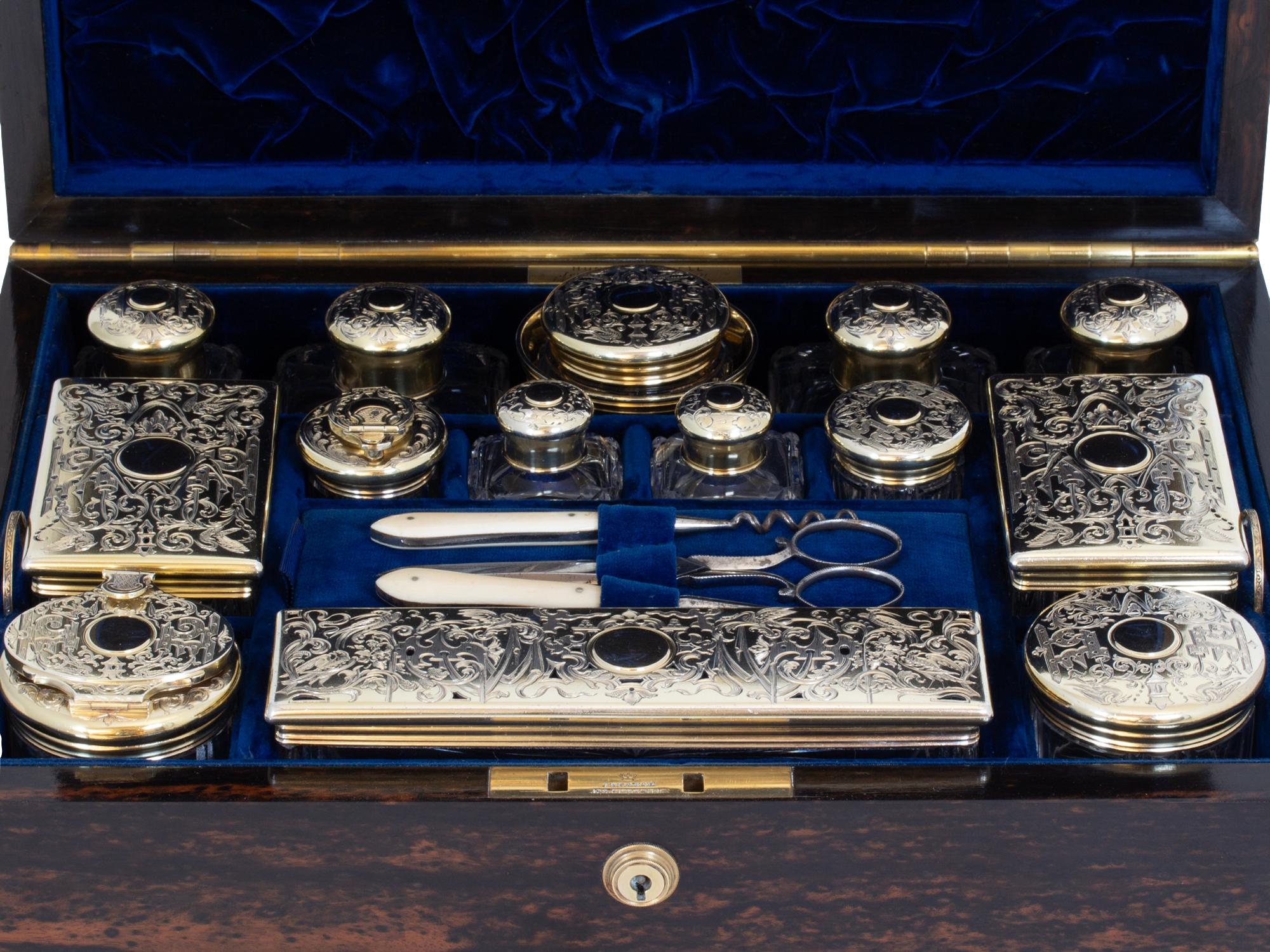 Antike englische Coromandel & Silver Vanity Box von Hunt und Roskell (Vergoldung) im Angebot
