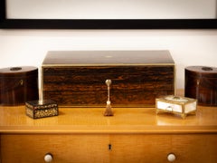 Antica scatola da scrittura inglese Coromandel di Fisher