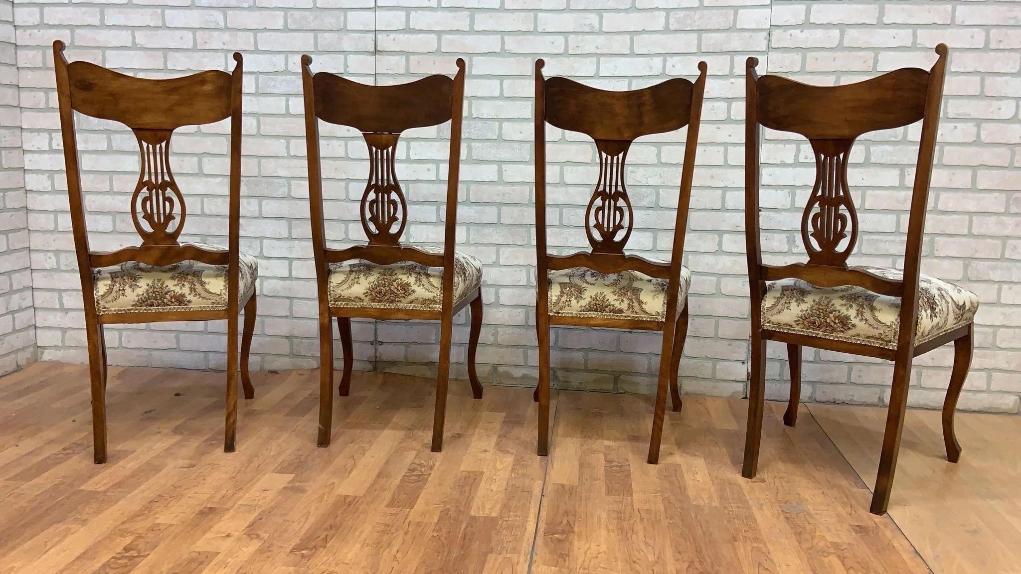 XX secolo Sedie da pranzo in mogano English Country Antiques - Set di 4 sedie in vendita