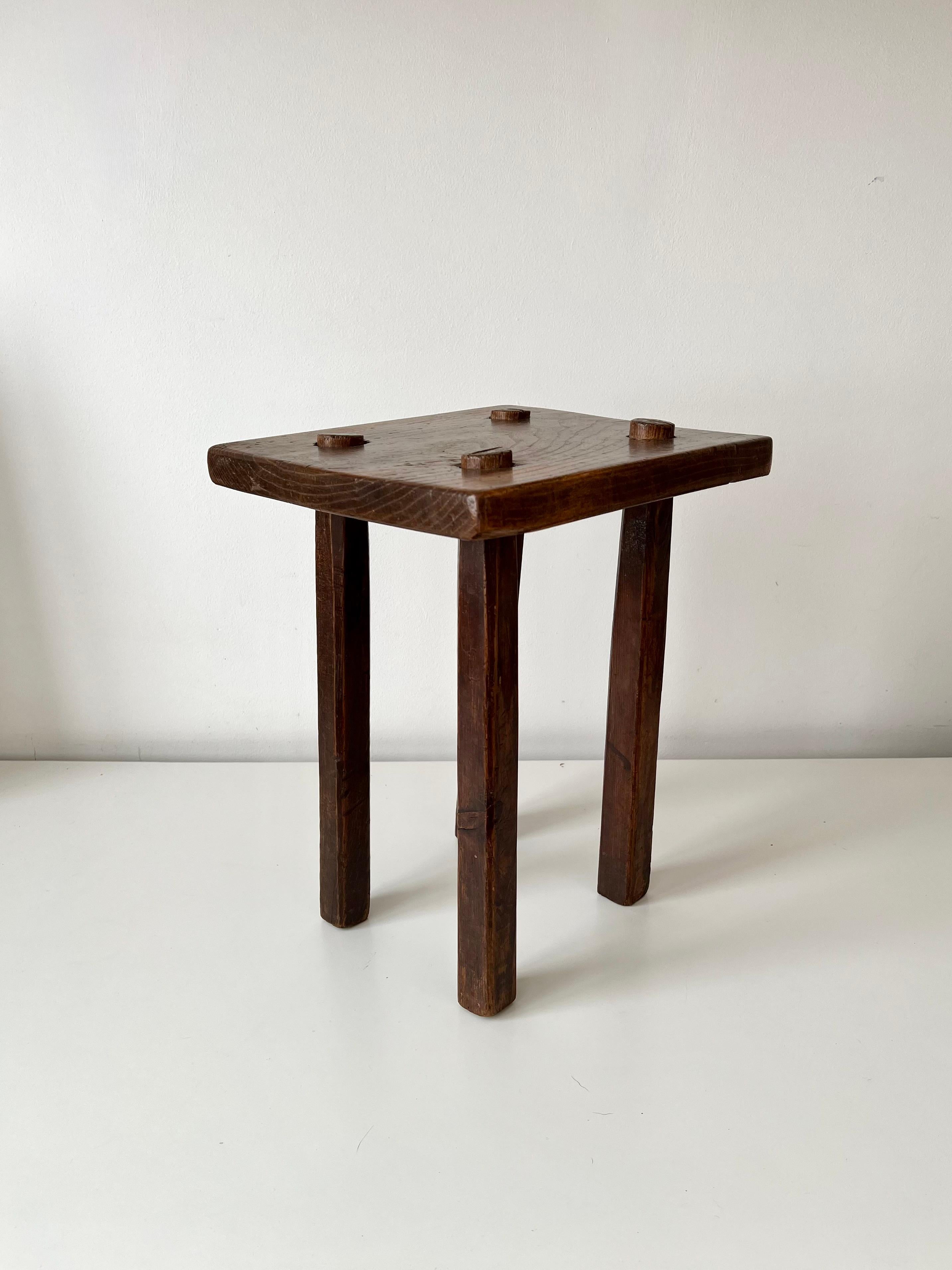 Anglais A.I.C C. tabouret / table d'appoint de style Country Antiques, c.1850 en vente