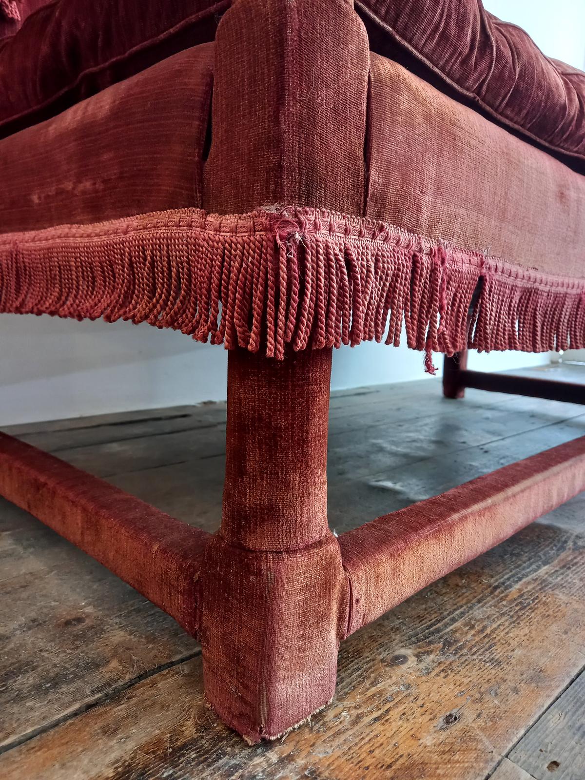 Antique English Country House Two-Seat velvet Sofa, circa 1900 In Fair Condition In Saint Leonards-on-sea, England