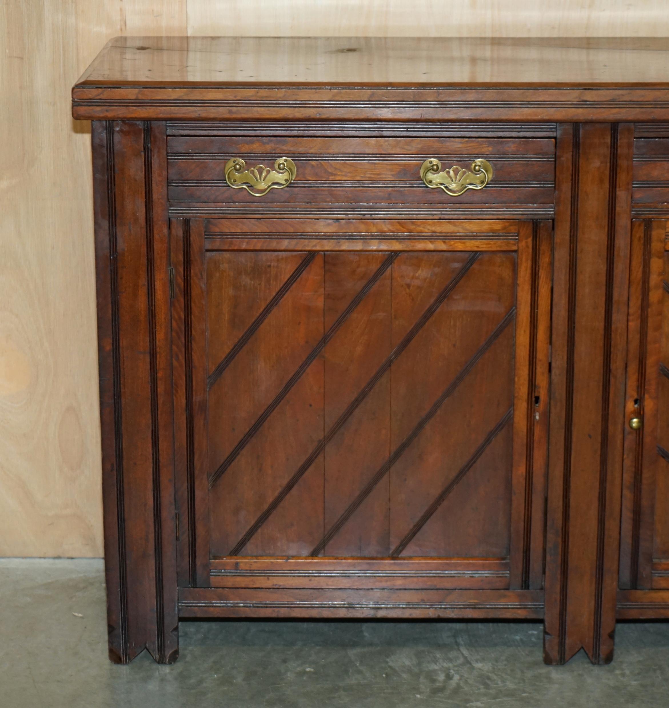 High Victorian ANTIQUE ENGLISH COUNTRY OAK CiRCA 1880 VICTORIAN SIDEBOARD BASE WITH DRAWERS For Sale