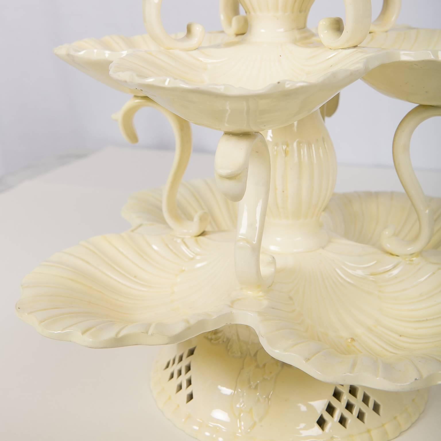 Rococo Antique English Creamware 18th Century Sweetmeat Platt Menage circa 1780-1790