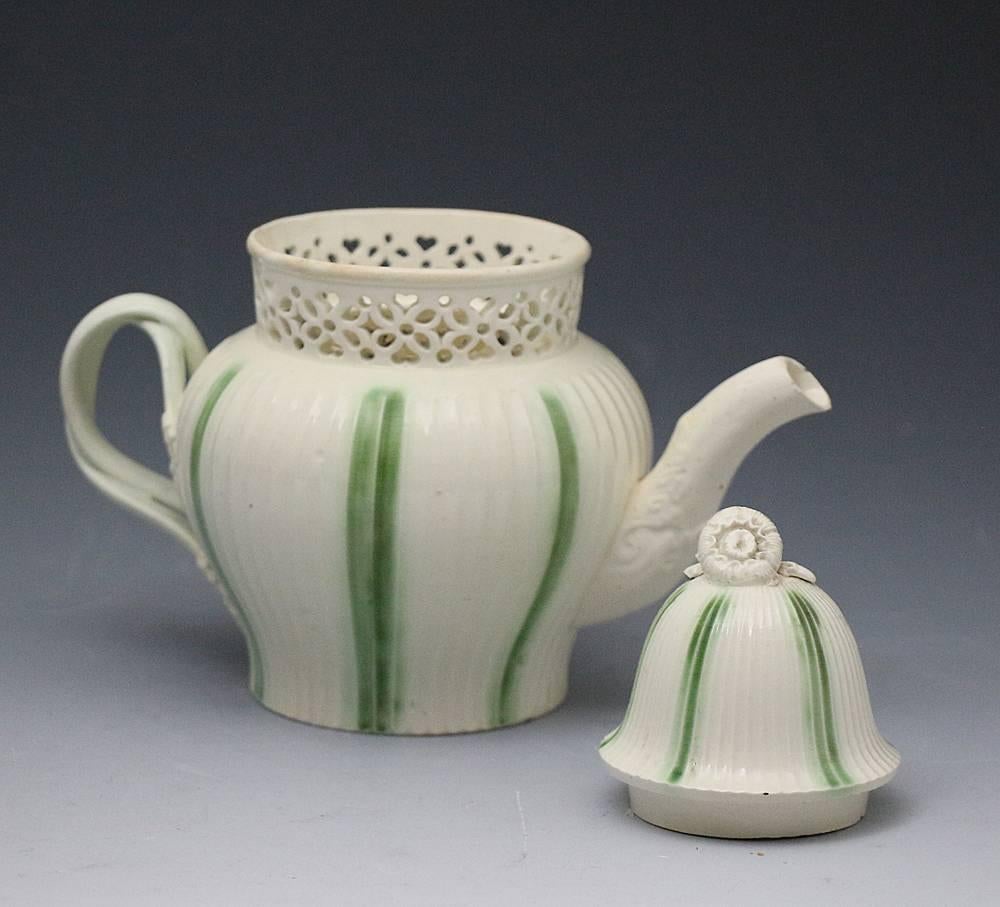 George III Antique English Creamware Pottery Teapot with Green Stripes, Late 18th Century For Sale