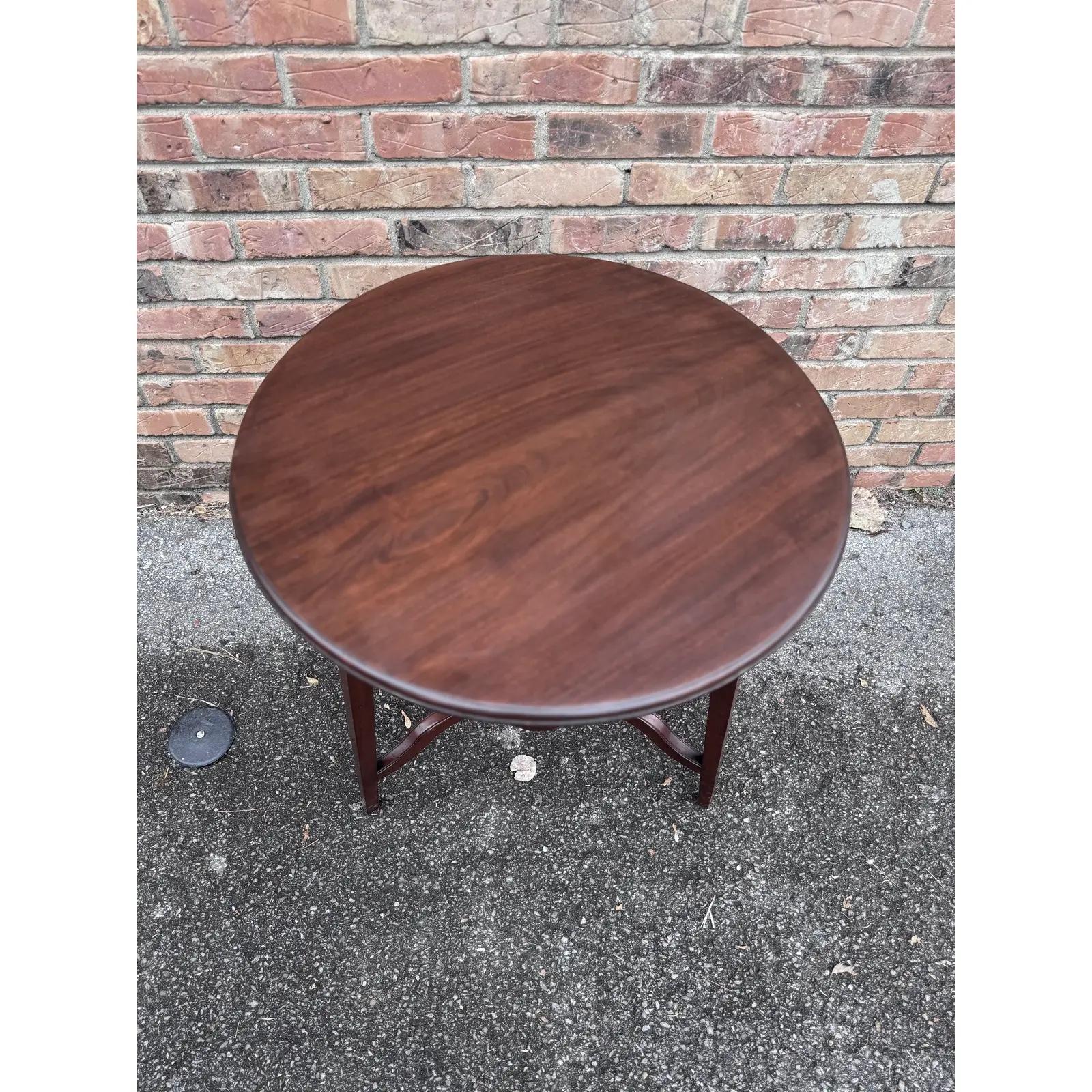 Antico tavolo da cricket inglese In condizioni buone in vendita a Nashville, TN