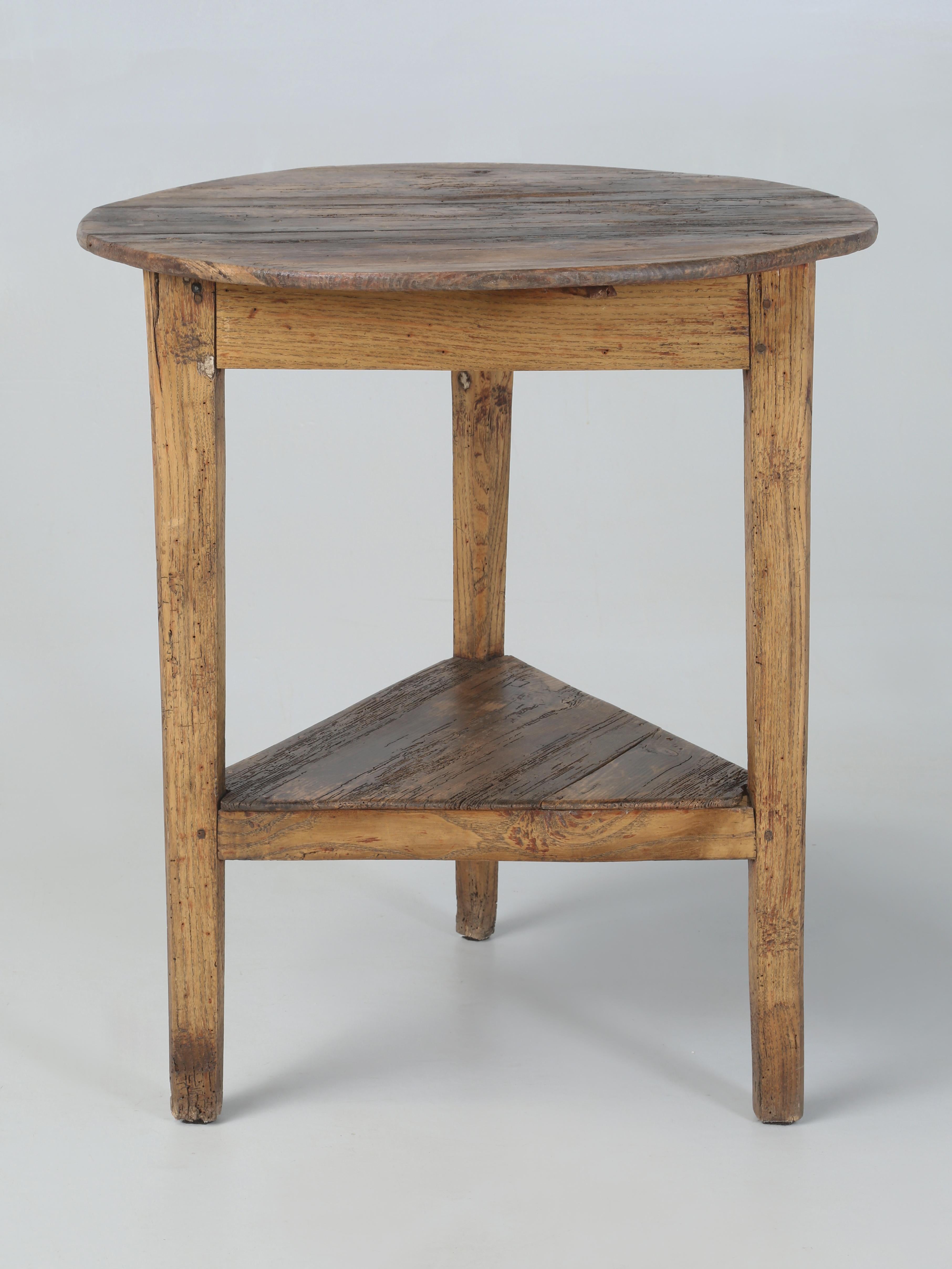 Antiker englischer Crickettisch, sehr alt und sehr original, um 1780-1820, massiver (Handgefertigt) im Angebot