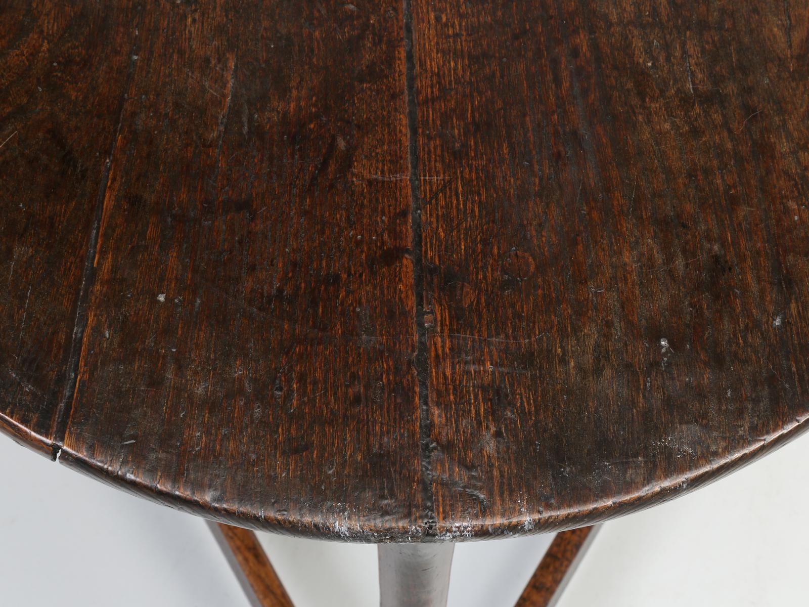 Country Antique English Cricket Table with a Great Original Patina, circa 1800s