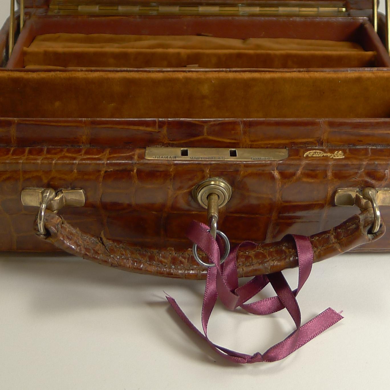 Antique English Crocodile / Alligator Jewelry Box / Suitcase, circa 1910 2