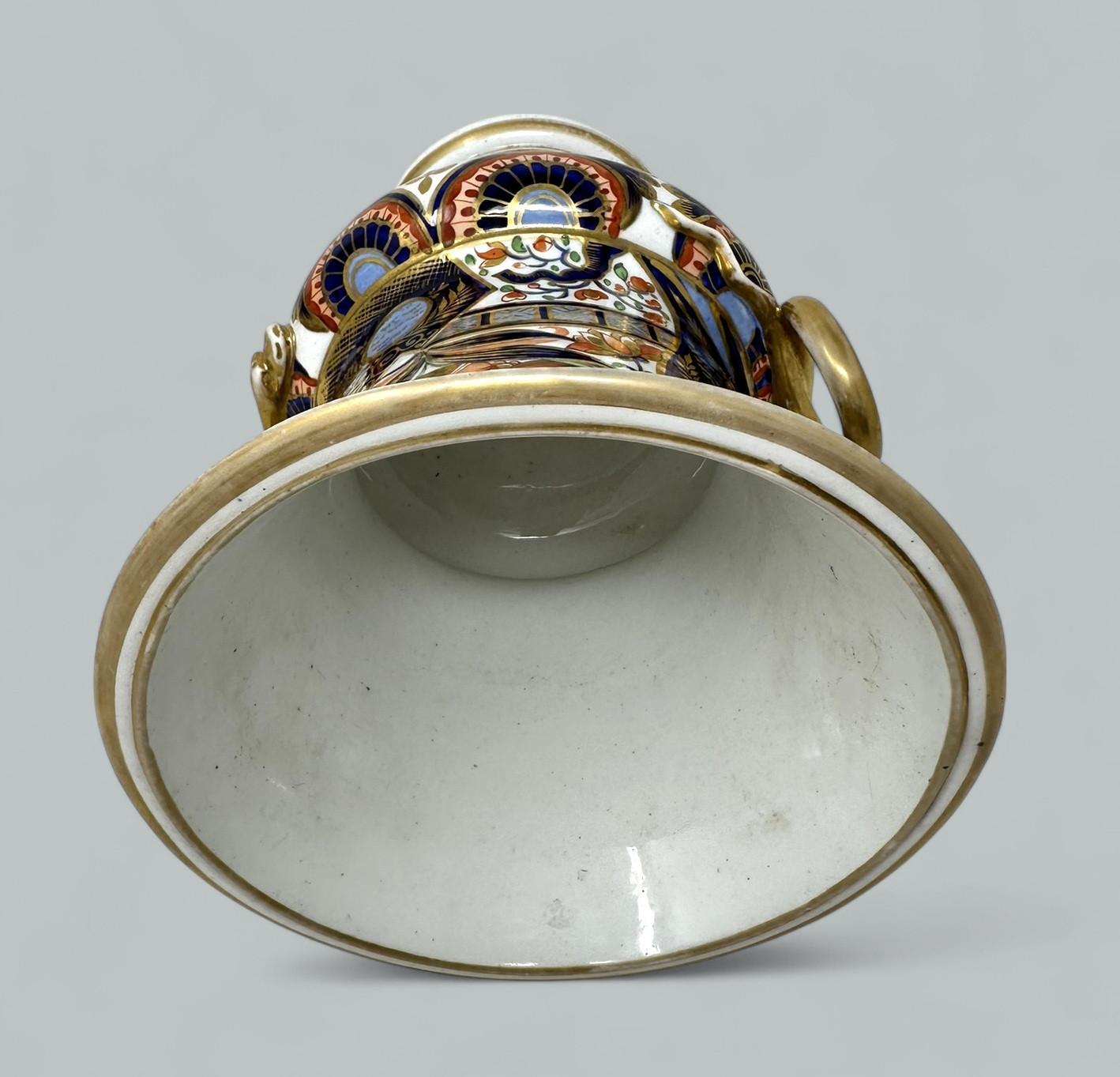 Antike englische Crown Derby Campana Porzellan Urne Vase Mittelstück Imari Patern im Angebot 2