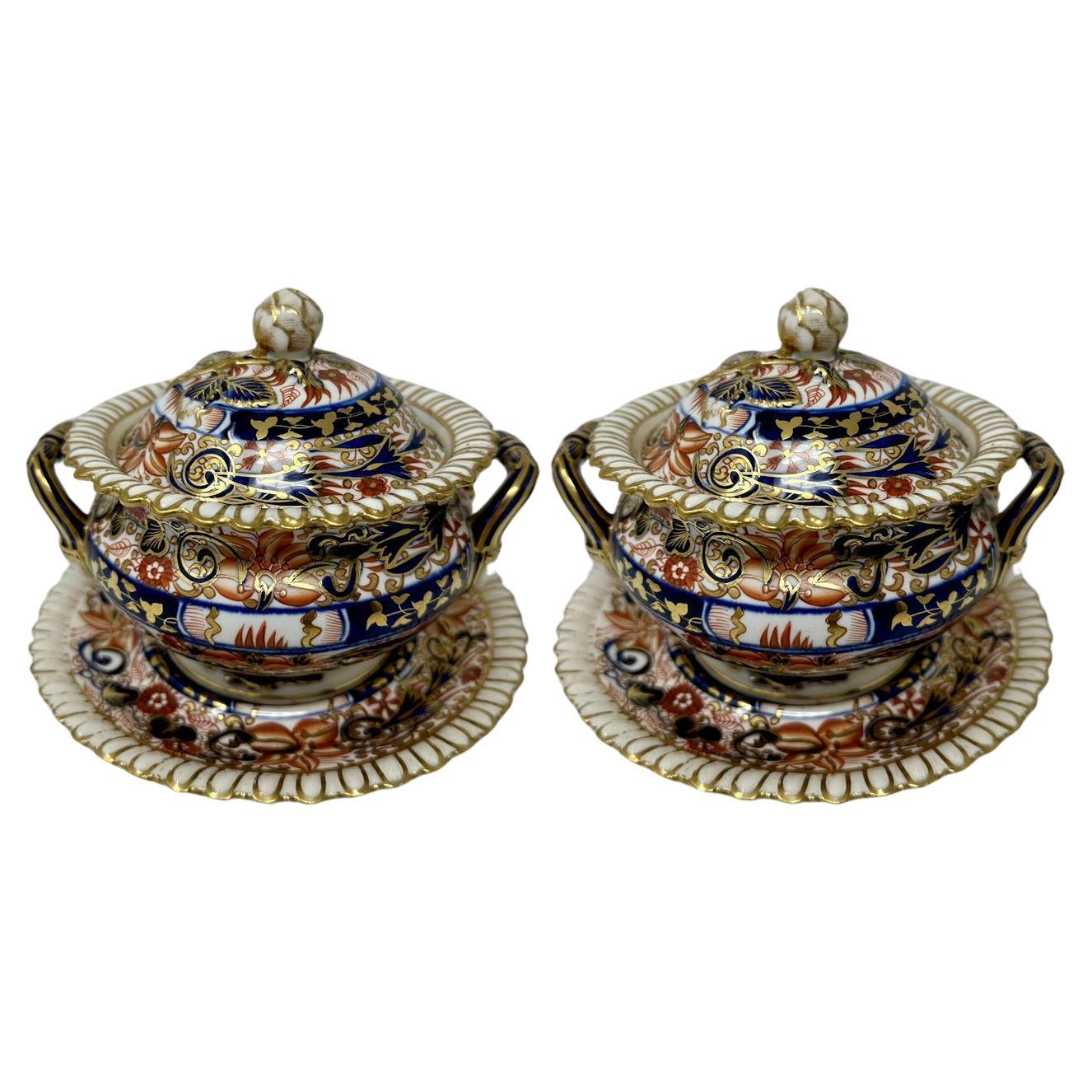 Antikes englisches Crown Derby-Paar Sauciere, Suppenschüssel, Urnen, Vasen, Tafelaufsätze, 19. Jahrhundert 