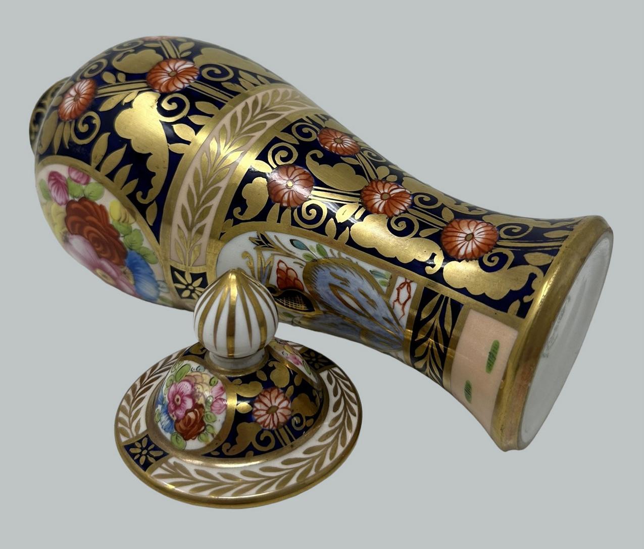 Antique English Crown Derby Staffordshire Bone China Urn Vase Centerpiece 19C For Sale 3