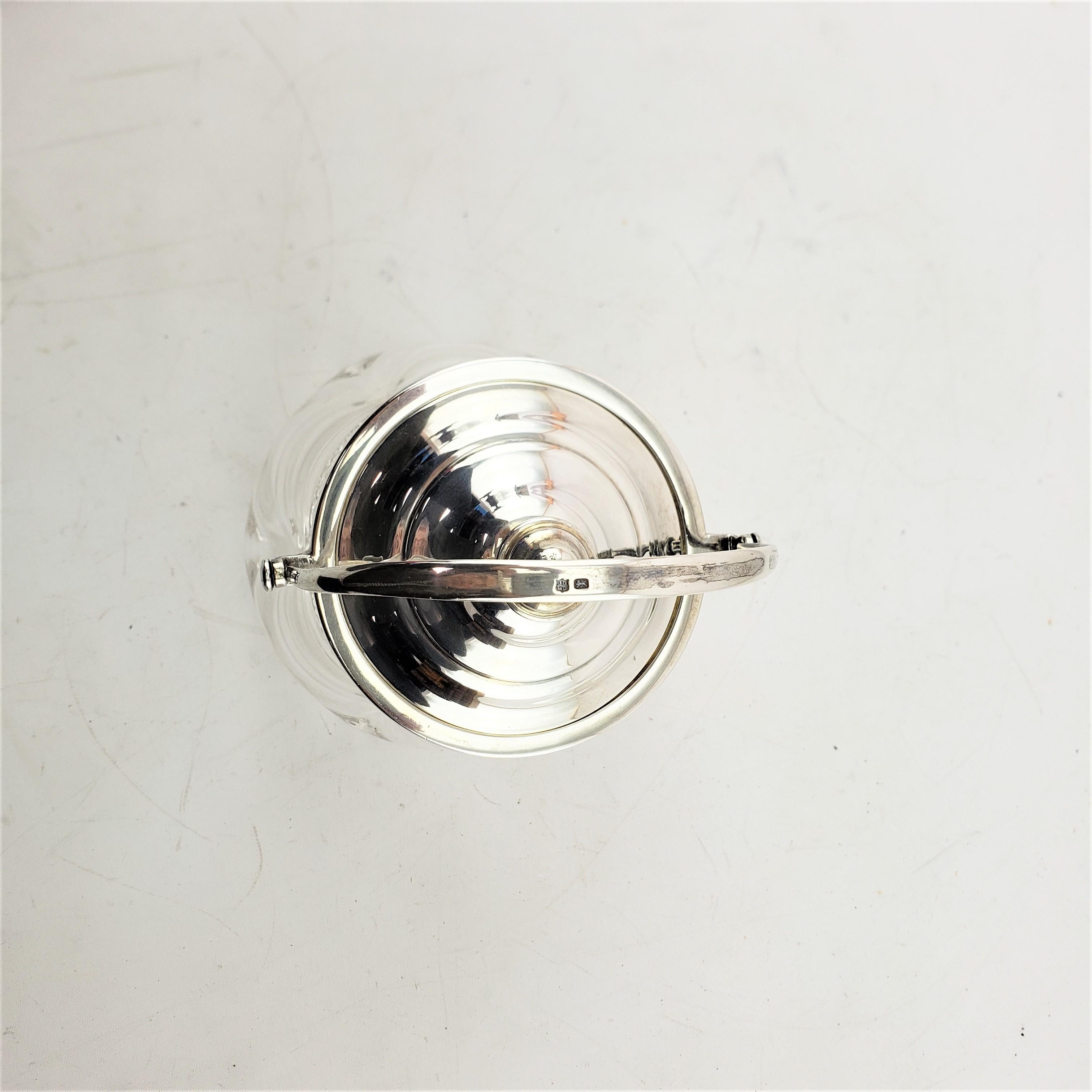 Antico barattolo di cristallo inglese e argento Sterling Barrel o Barattolo coperto in vendita 1