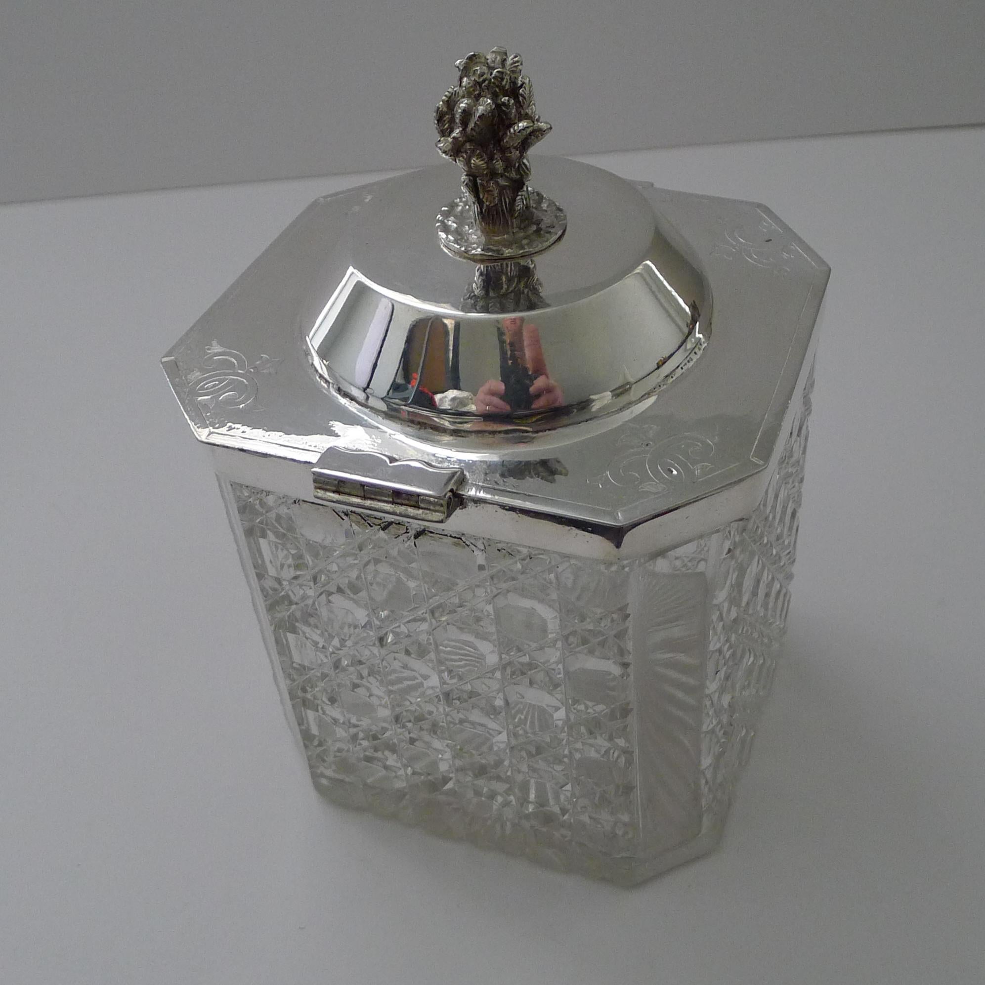Antique English Cut Crystal and Silver Plated Biscuit Box c.1890 For Sale 6