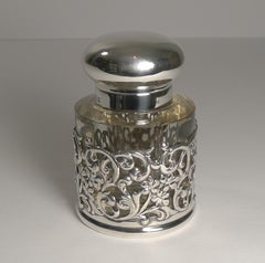 Antiguo tintero inglés de cristal tallado y plata de ley, 1899