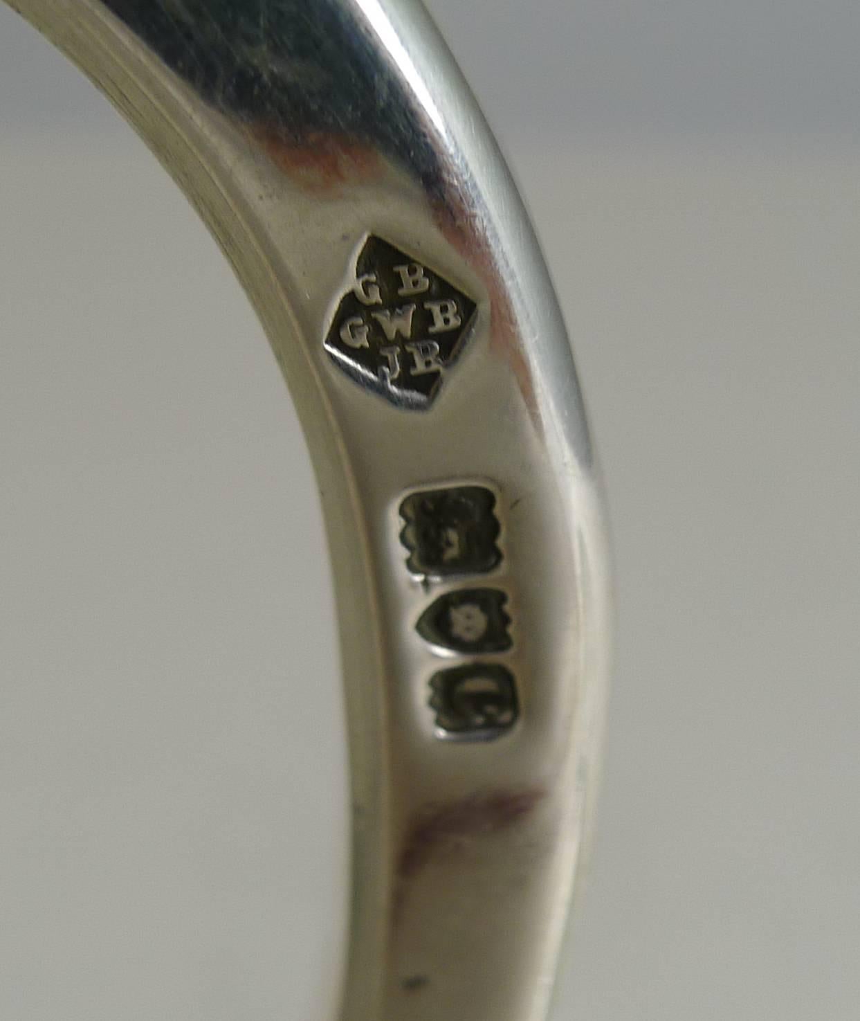 Antiguo Decantador Inglés de Cristal Tallado y Plata de Ley, 1898 Plata esterlina en venta