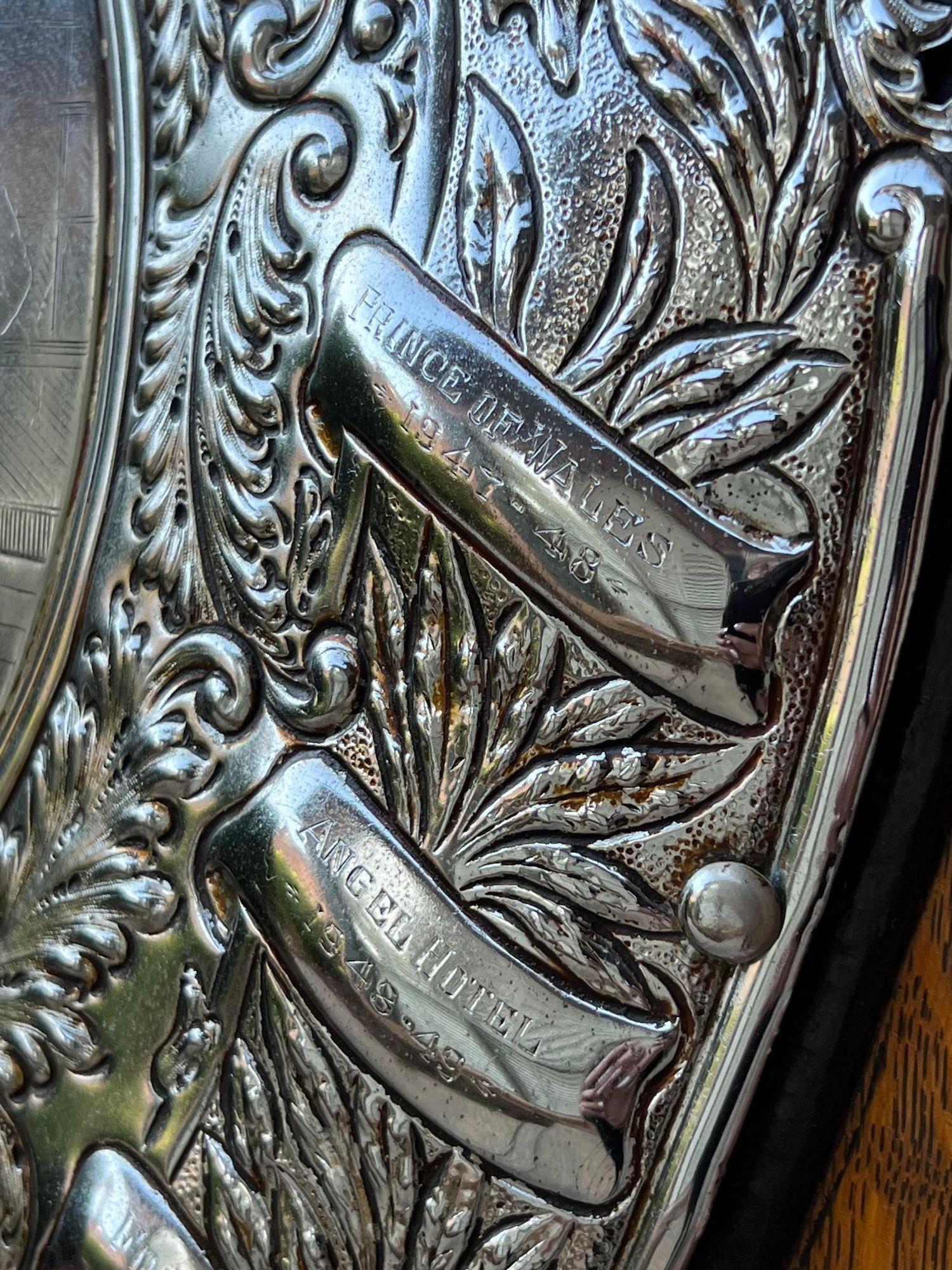 Antique English Dart Game Trophy Award Shield Oak Plaque Silver Plate c1909 For Sale 10