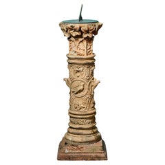 Antike englische dekorative Buff Terrakotta Garten Sonnenuhr