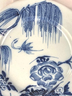 Antiker englischer Delft-Teller, blau-weiß, handbemalt, Chinoiserie, ca. 1760