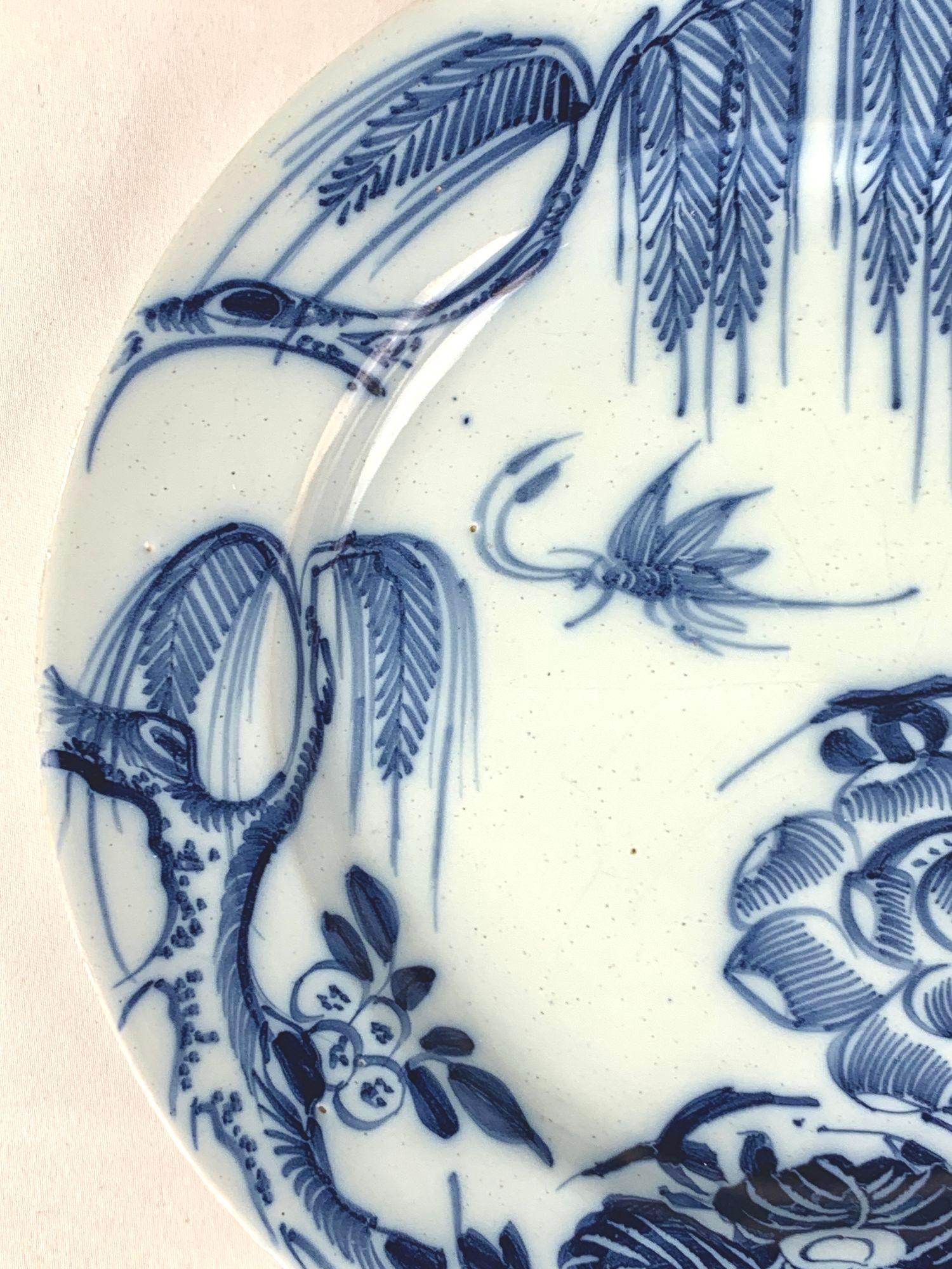 Antique English Delft Plate Blue & White Hand-Painted Chinoiserie c.1760 In Excellent Condition In Katonah, NY