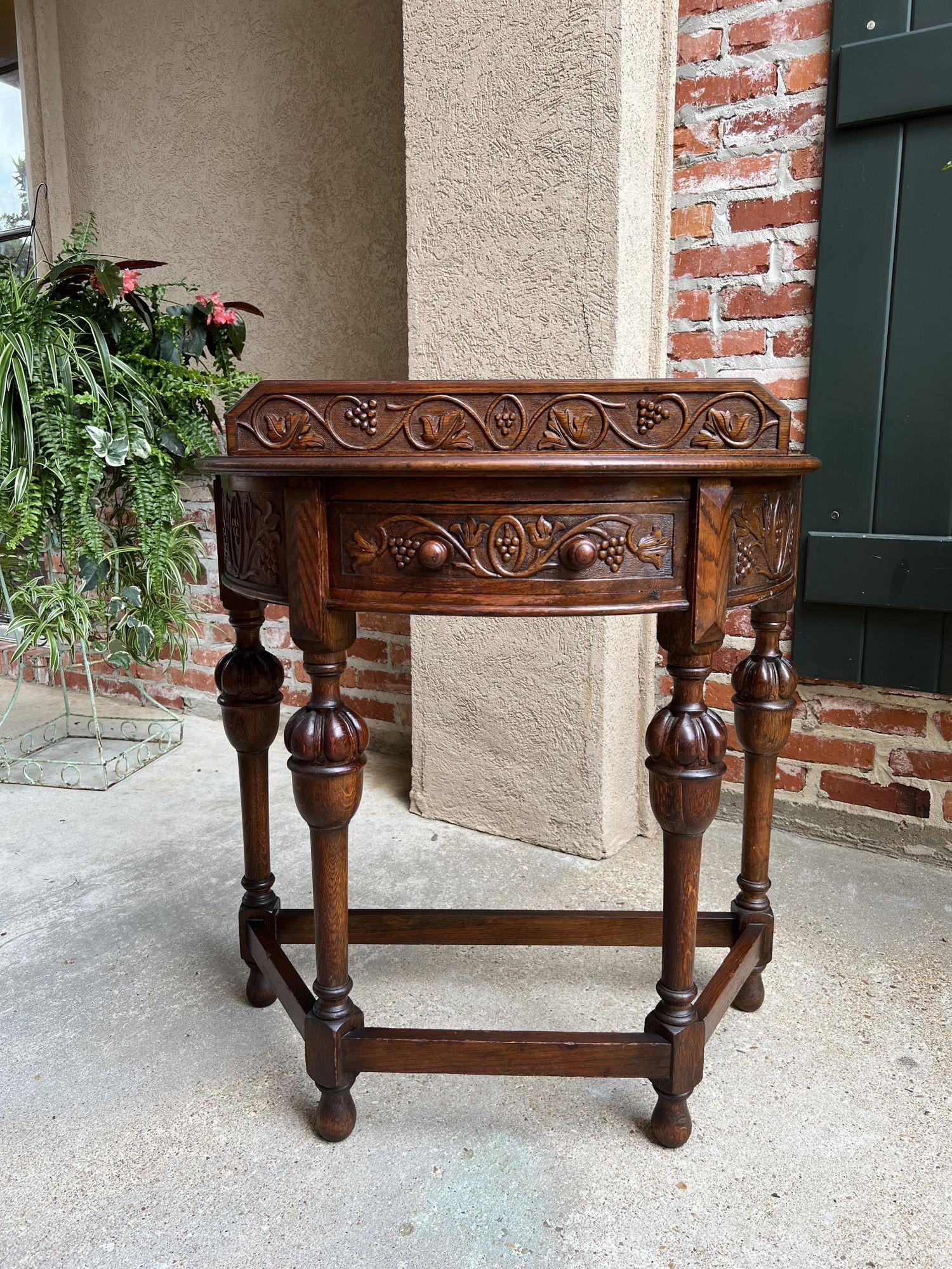 Antique English Demilune Console Table Carved Oak Petite Hall Table Jacobean In Good Condition In Shreveport, LA