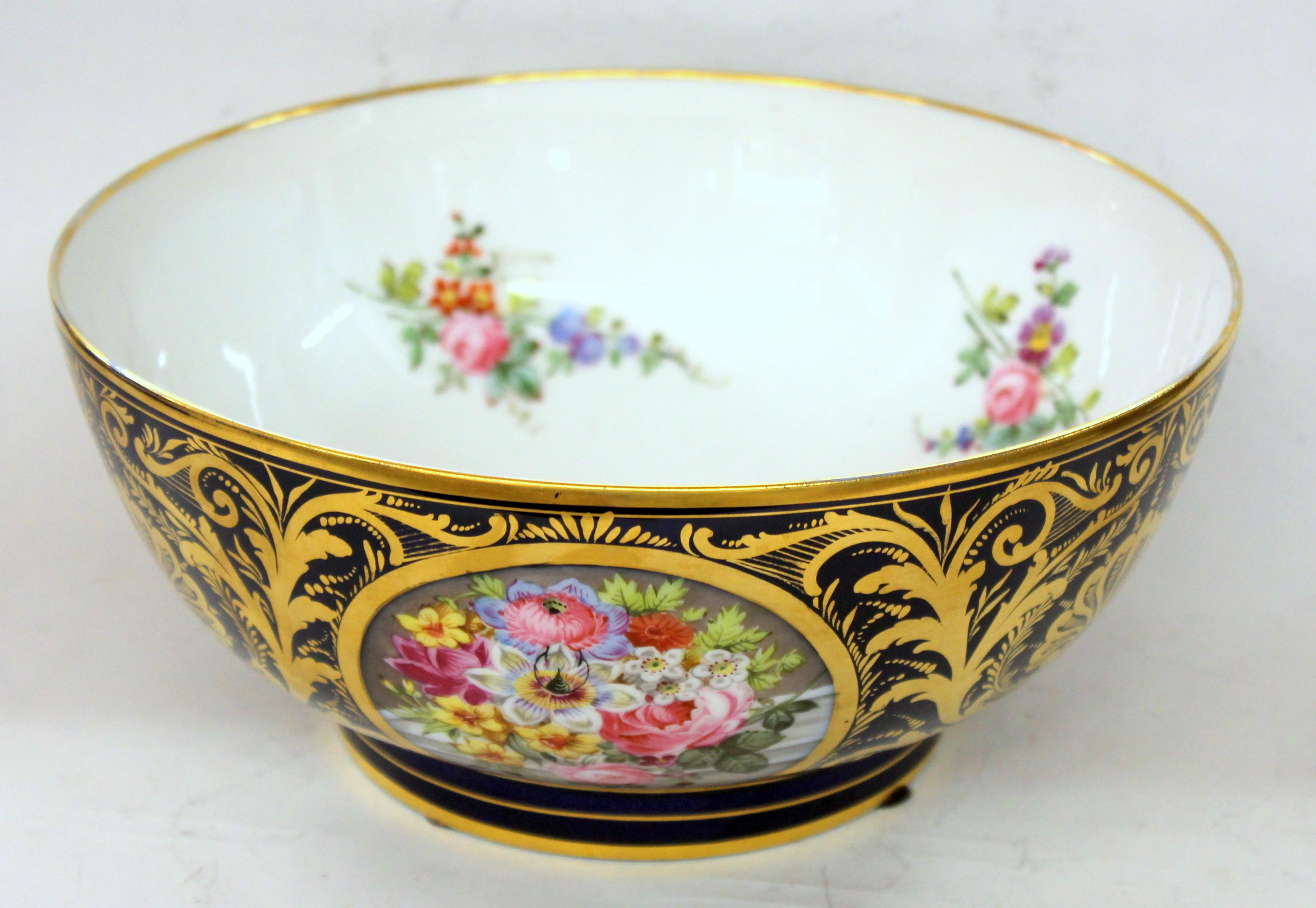 Antique English Derby Porcelain Hand-Painted Floral and Gilt Cobalt Round Bowl 1