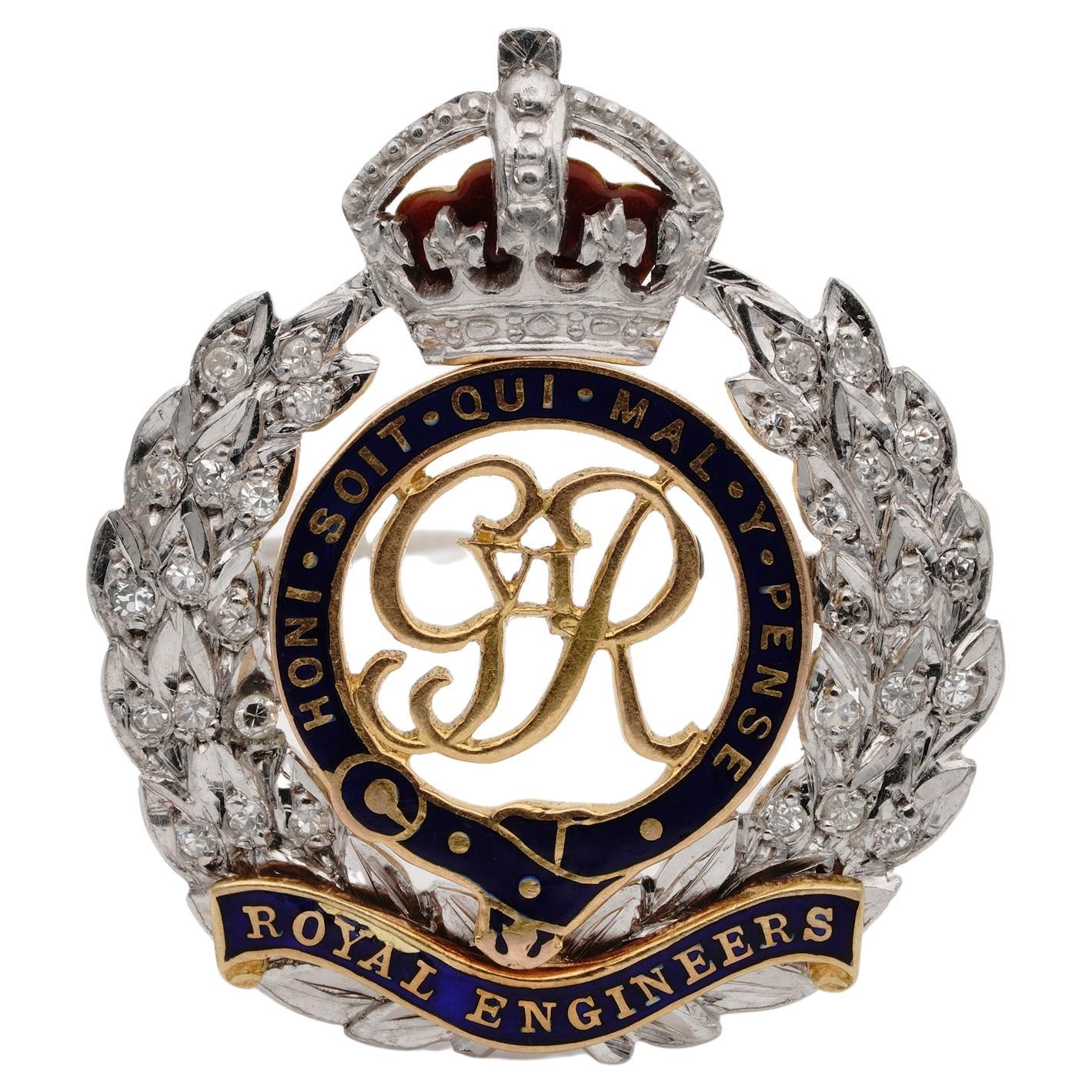 Antike englische Diamant Royal Engineers Badge-Brosche aus Platin mit 18 Karat Gold