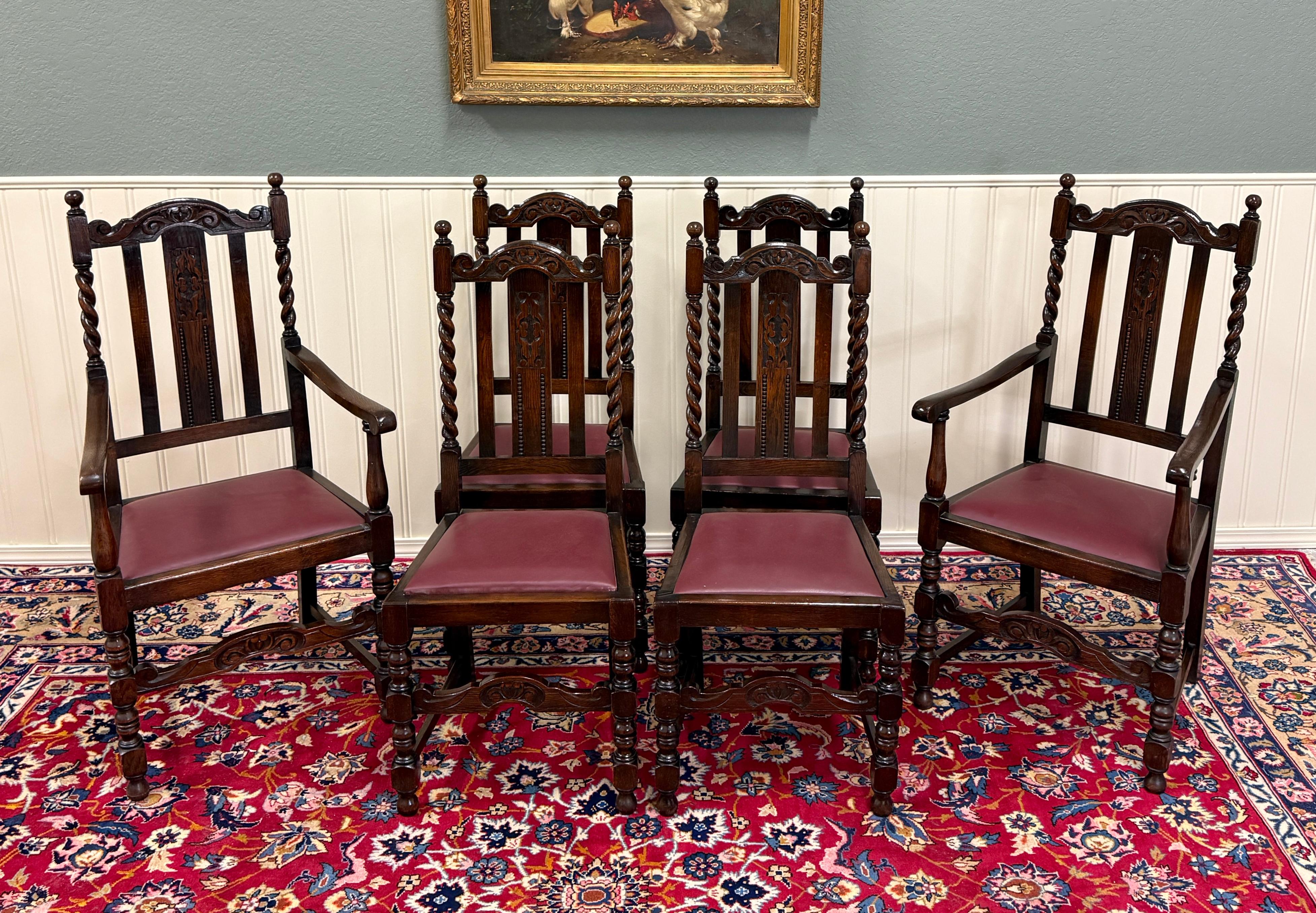 Intagliato Sedie da pranzo inglesi antiche (6) in pelle borgogna Barley Twist Oak c. 1930 in vendita