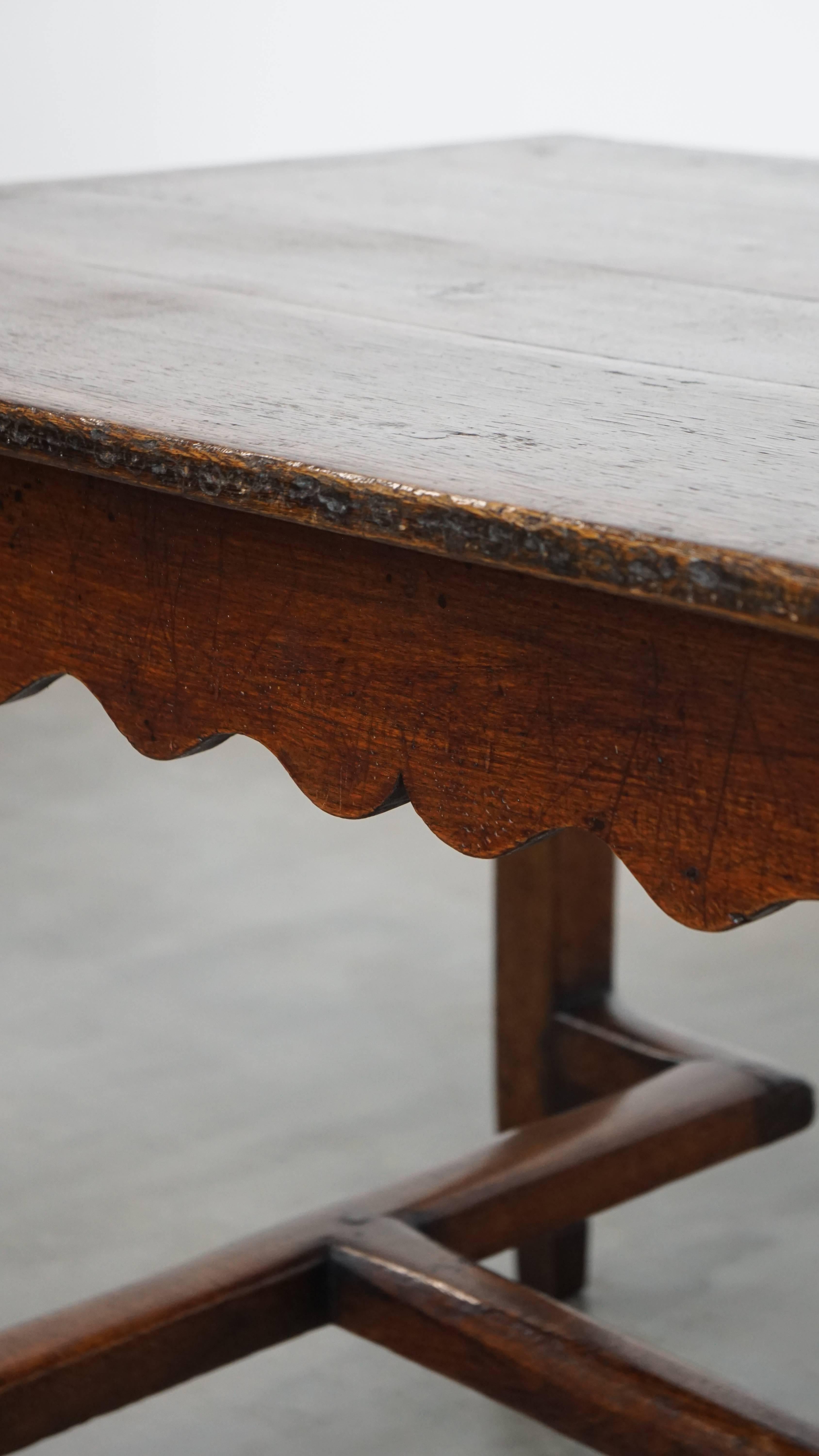 Antique English Dining Table / Desk / Writing Table in Oak ca. 1700 For Sale 7