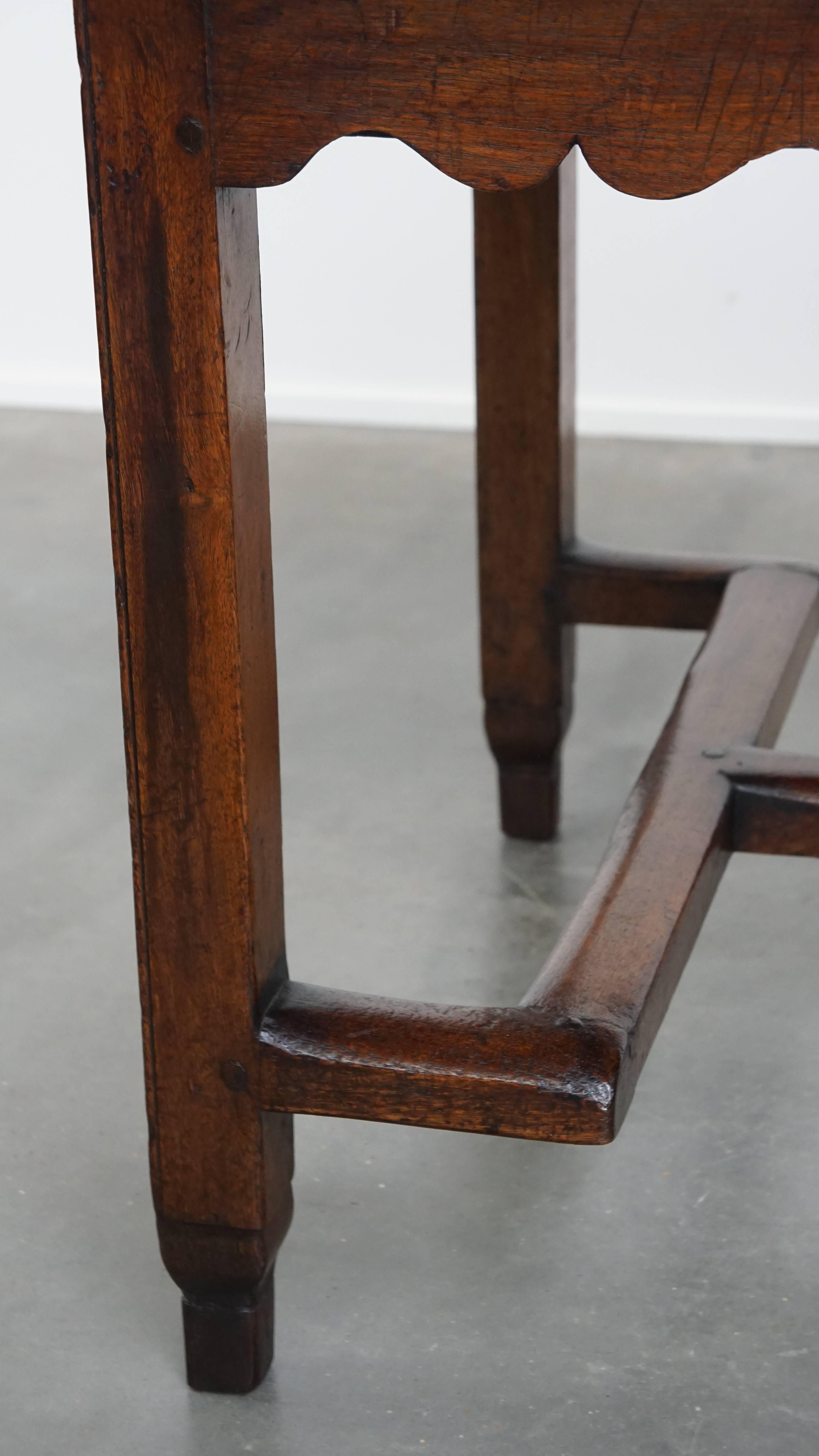 Antique English Dining Table / Desk / Writing Table in Oak ca. 1700 For Sale 1