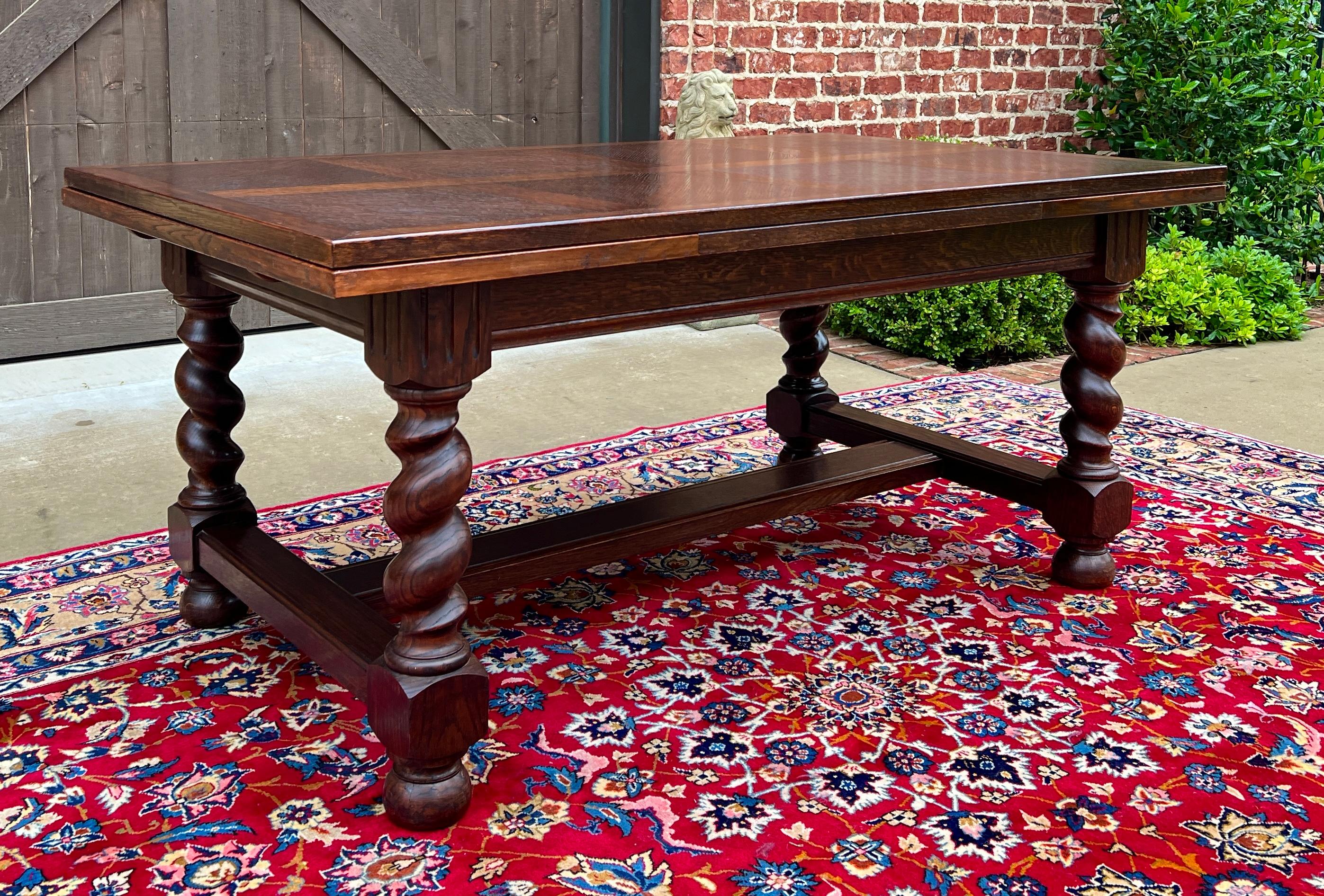 Mid-20th Century Antique English Dining Table Draw Leaf Table Barley Twist Oak Breakfast c. 1930s