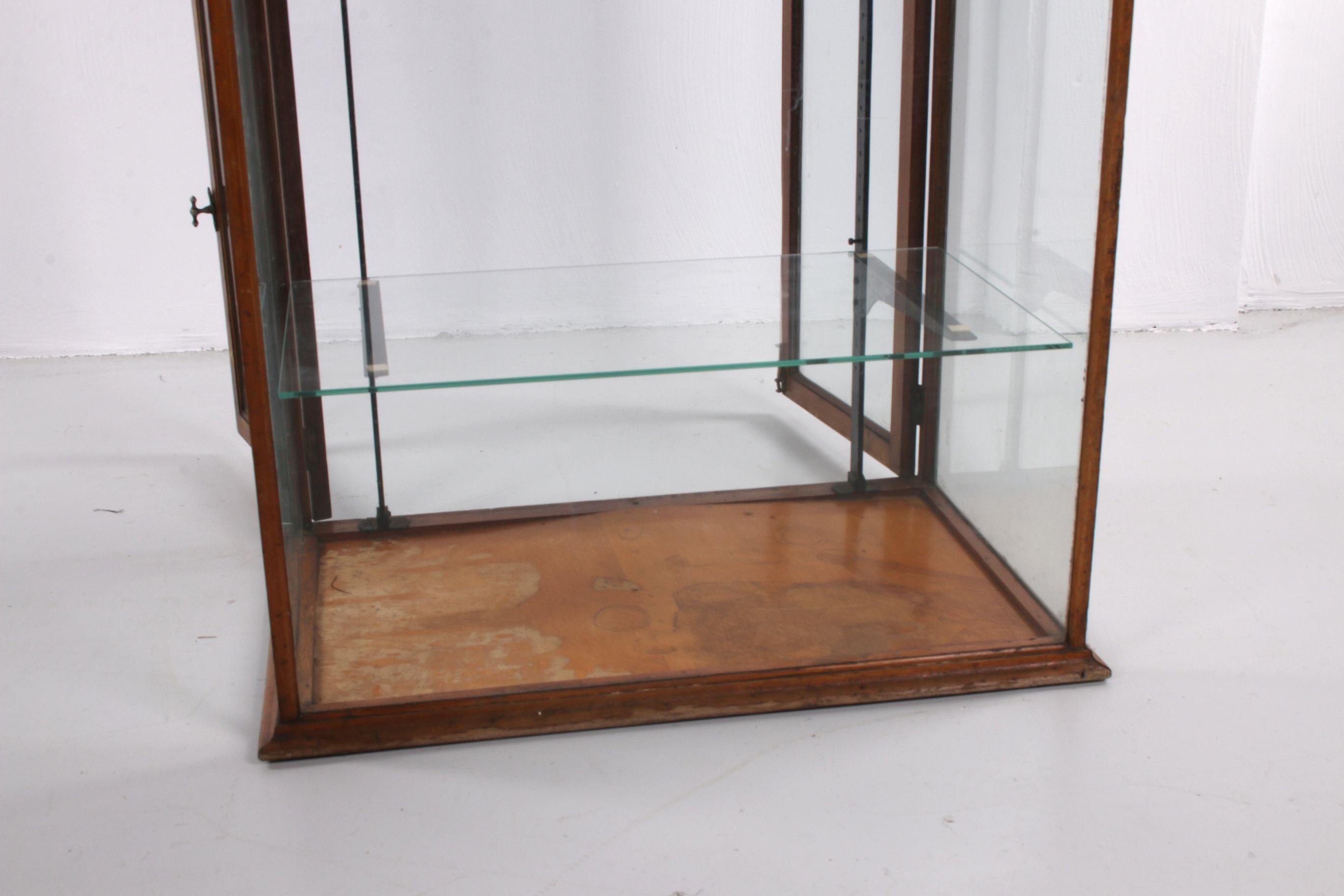 Glass Antique English Display Case of Mahogany, 1930s