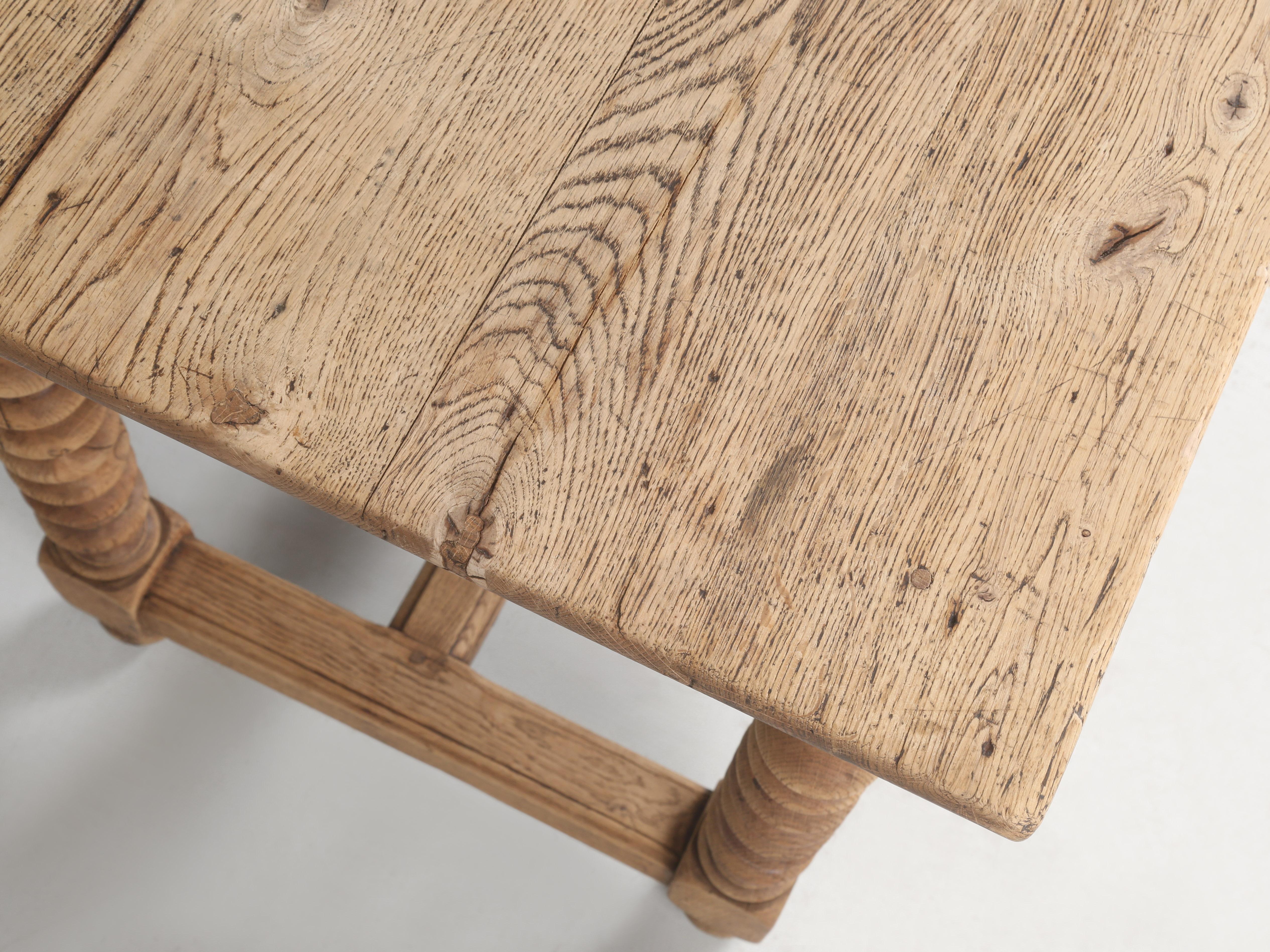 Ancienne table de drapier anglaise, table de travail pouvant être transformée en îlot de cuisine en vente 4