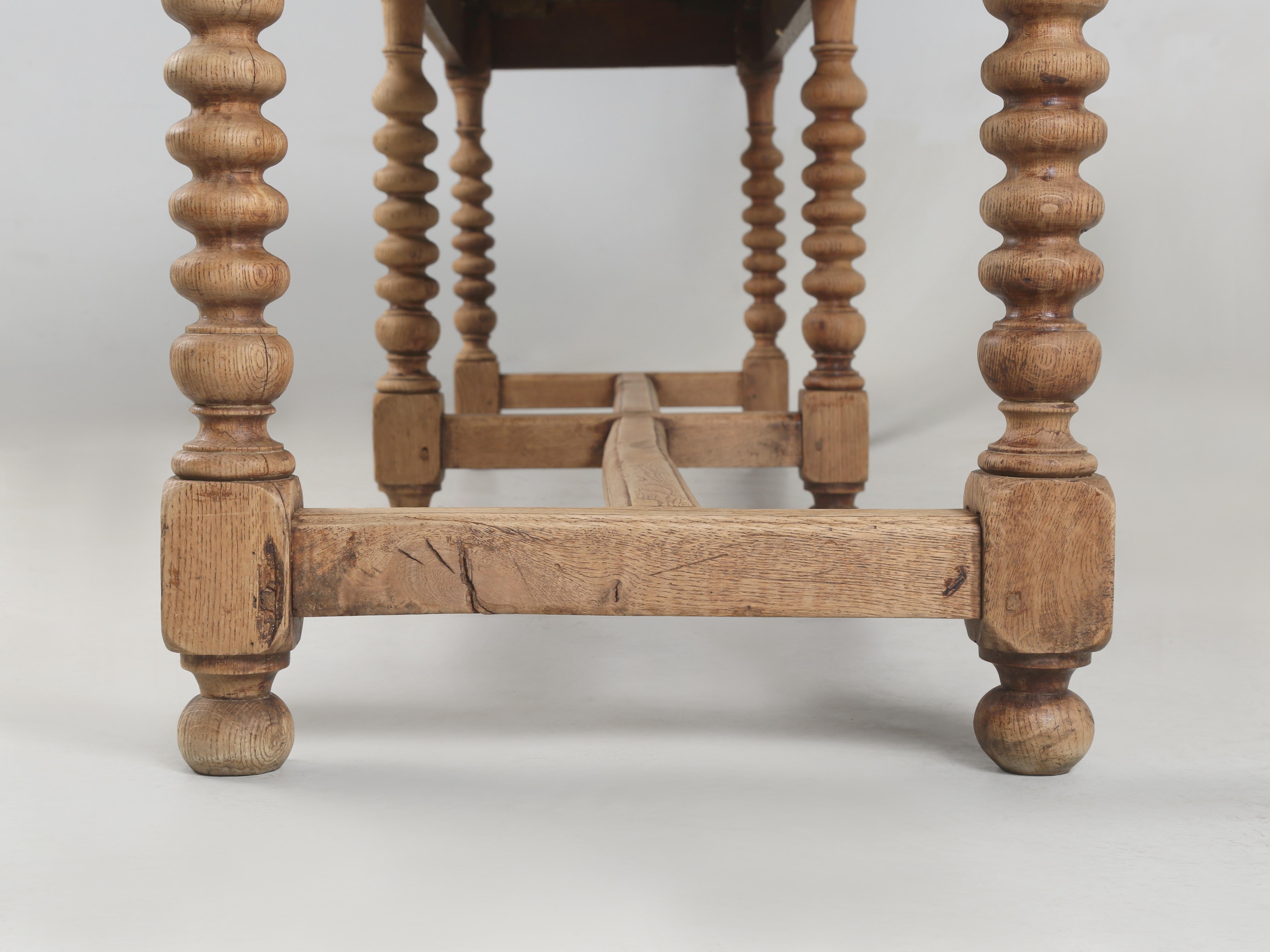Ancienne table de drapier anglaise, table de travail pouvant être transformée en îlot de cuisine en vente 13