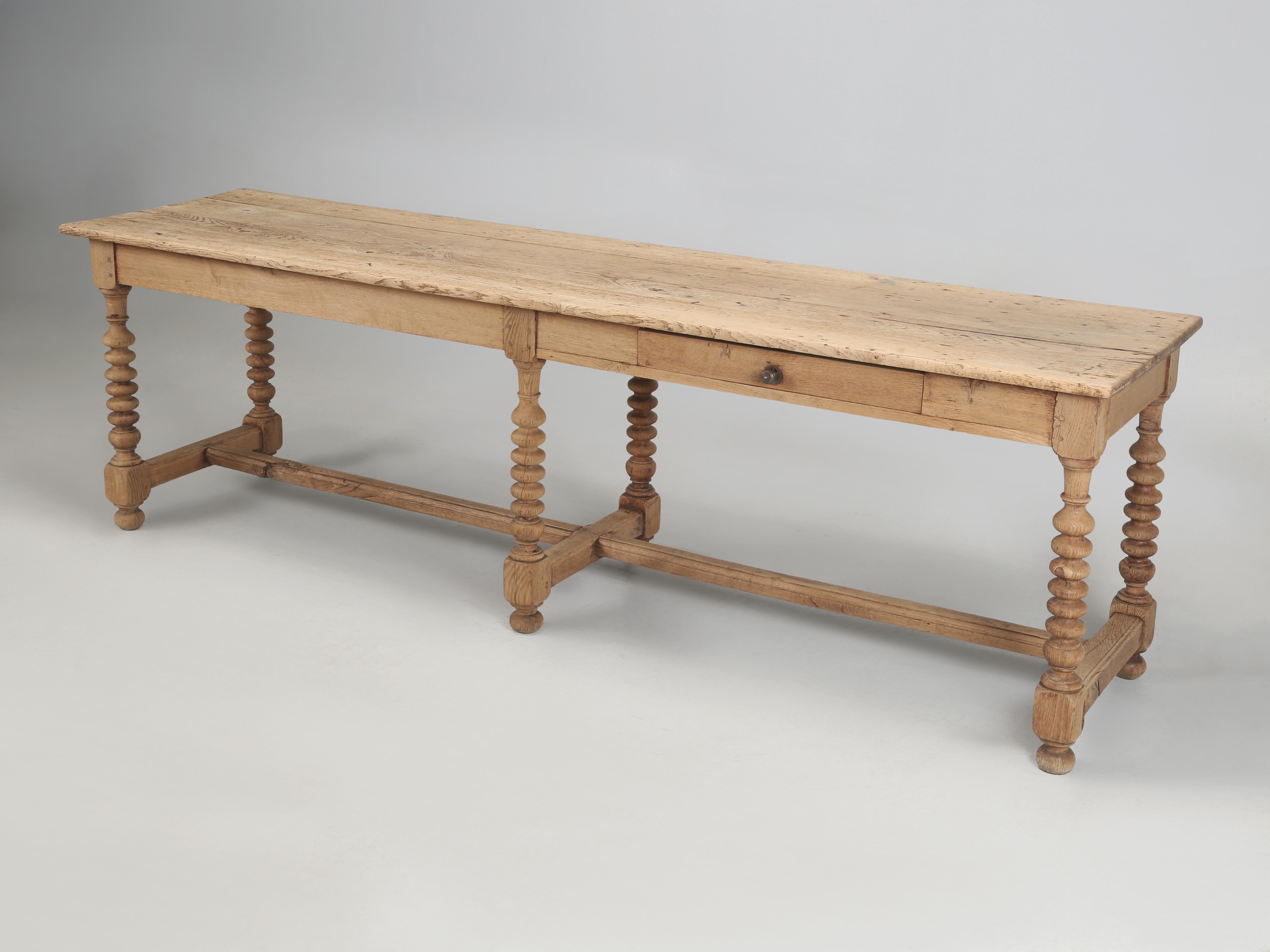 Ancienne table de drapier anglaise, table de travail pouvant être transformée en îlot de cuisine en vente 14