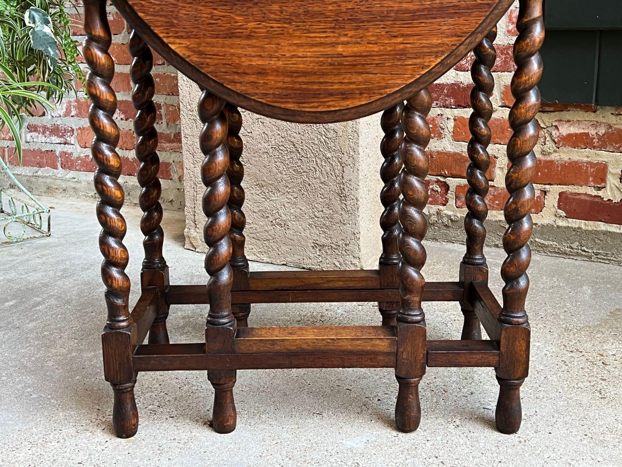 Antique English Drop Leaf Side Sofa Table Barley Twist Petite Oak Jacobean Style In Good Condition In Shreveport, LA