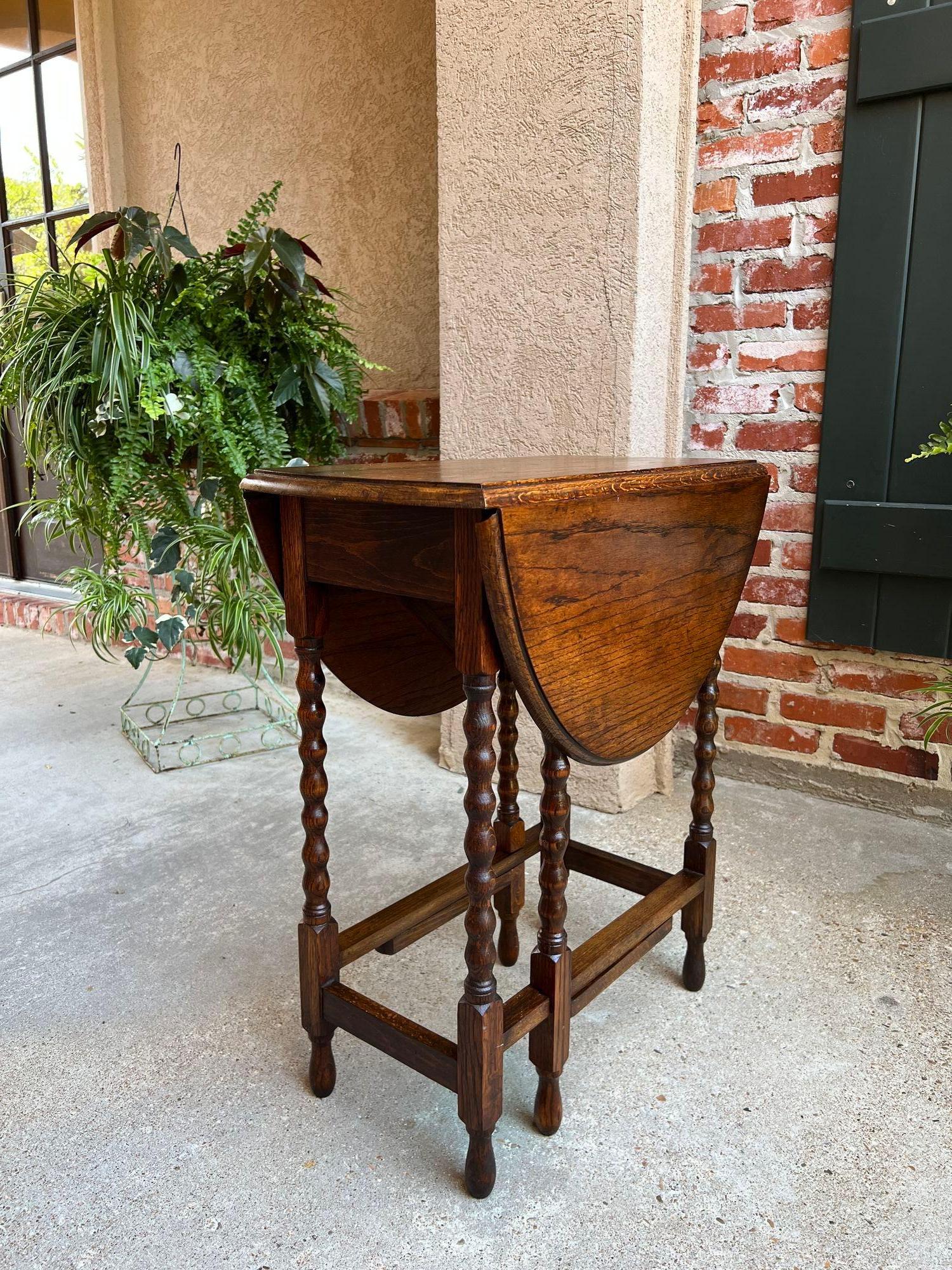 Antique English Drop Leaf Side Sofa Table Petite Oak Jacobean Bobbin Gate Leg 9